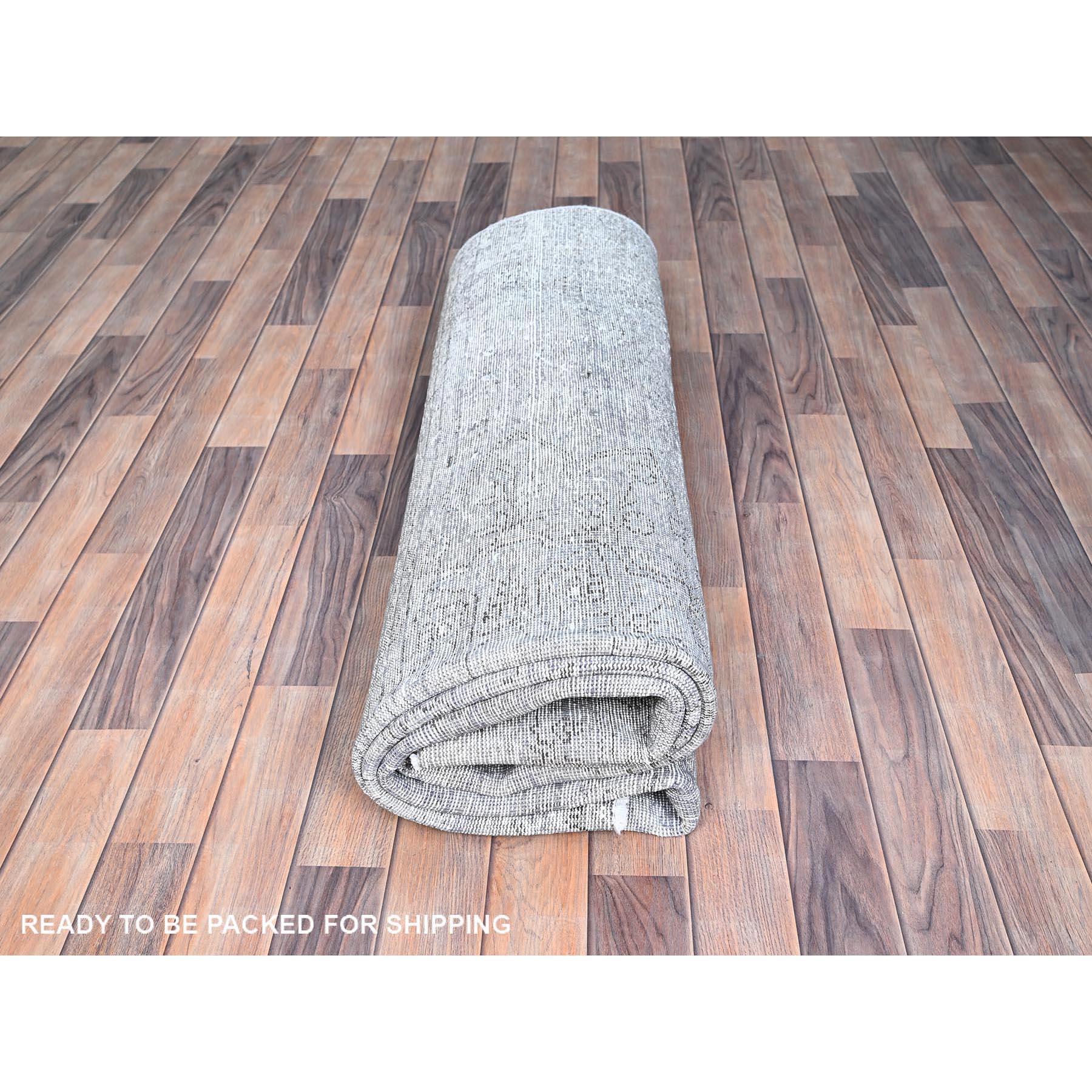 Eminence Purple Rustic Feel Wool Hand Knotted Old Persian Tabriz Worn Down Rug im Angebot 3
