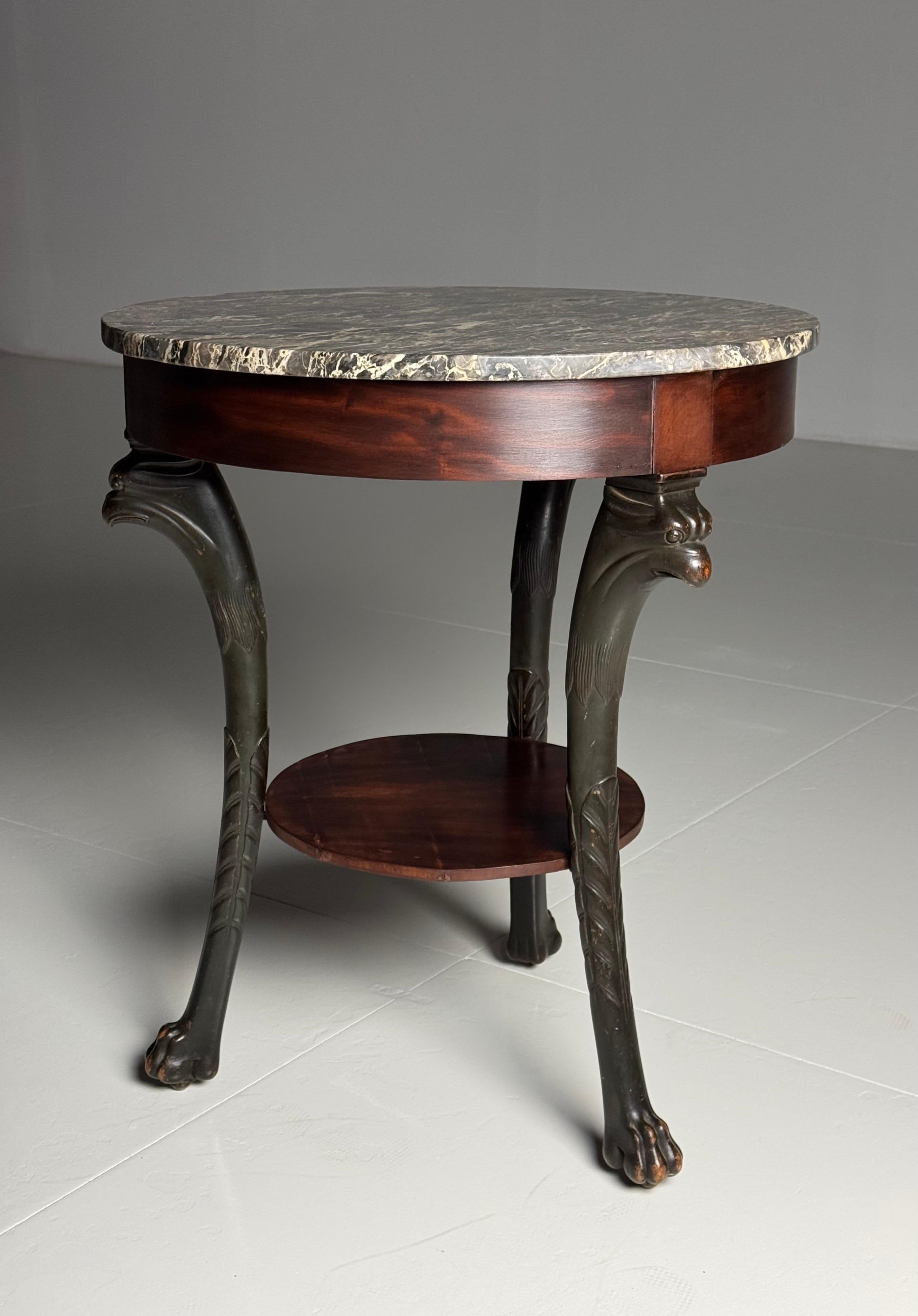 Table tripode Emire avec têtes Griffin en vente 11