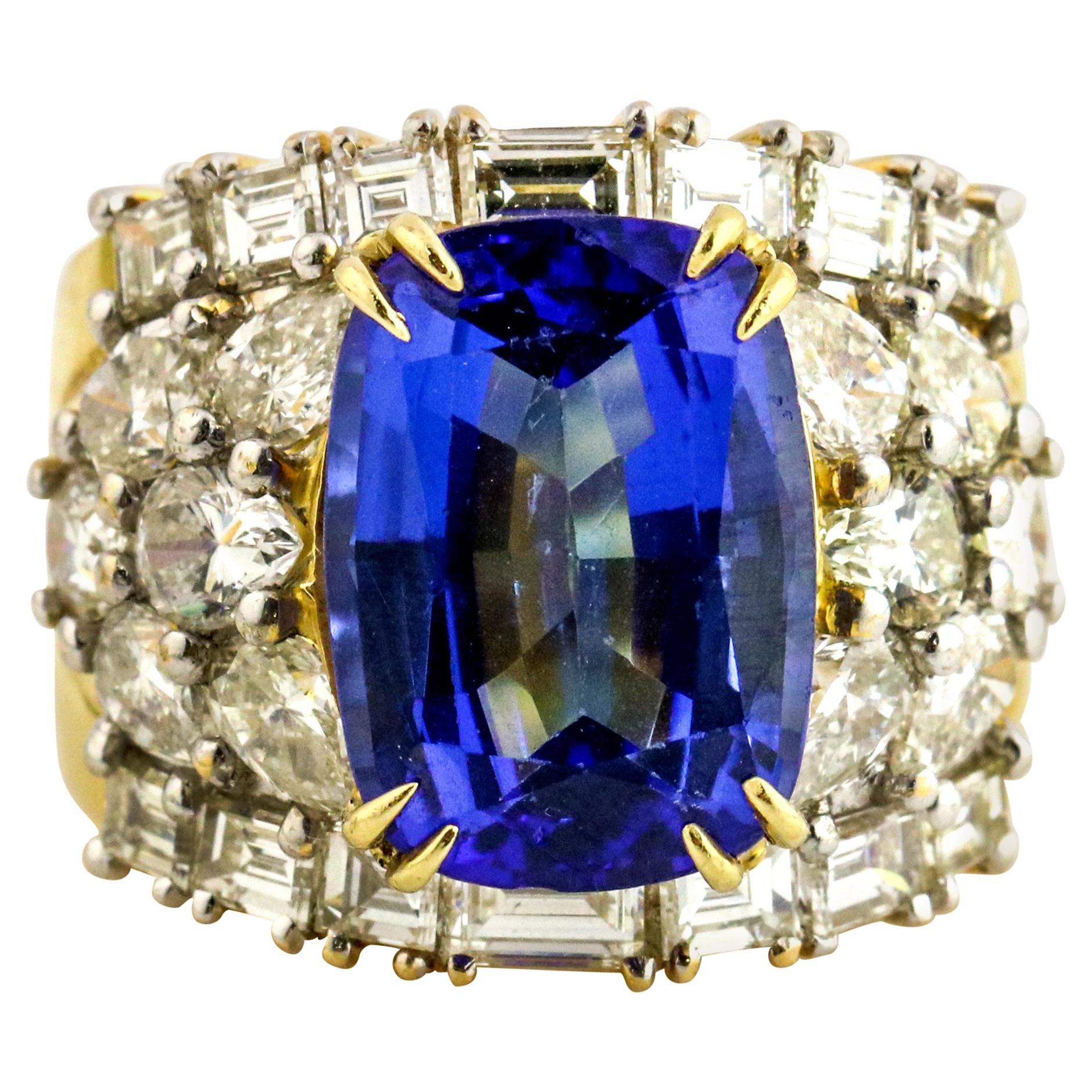 Emis Beros 11.71 Carat 18 Karat Yellow Gold Tanzanite Diamond Statement Ring For Sale