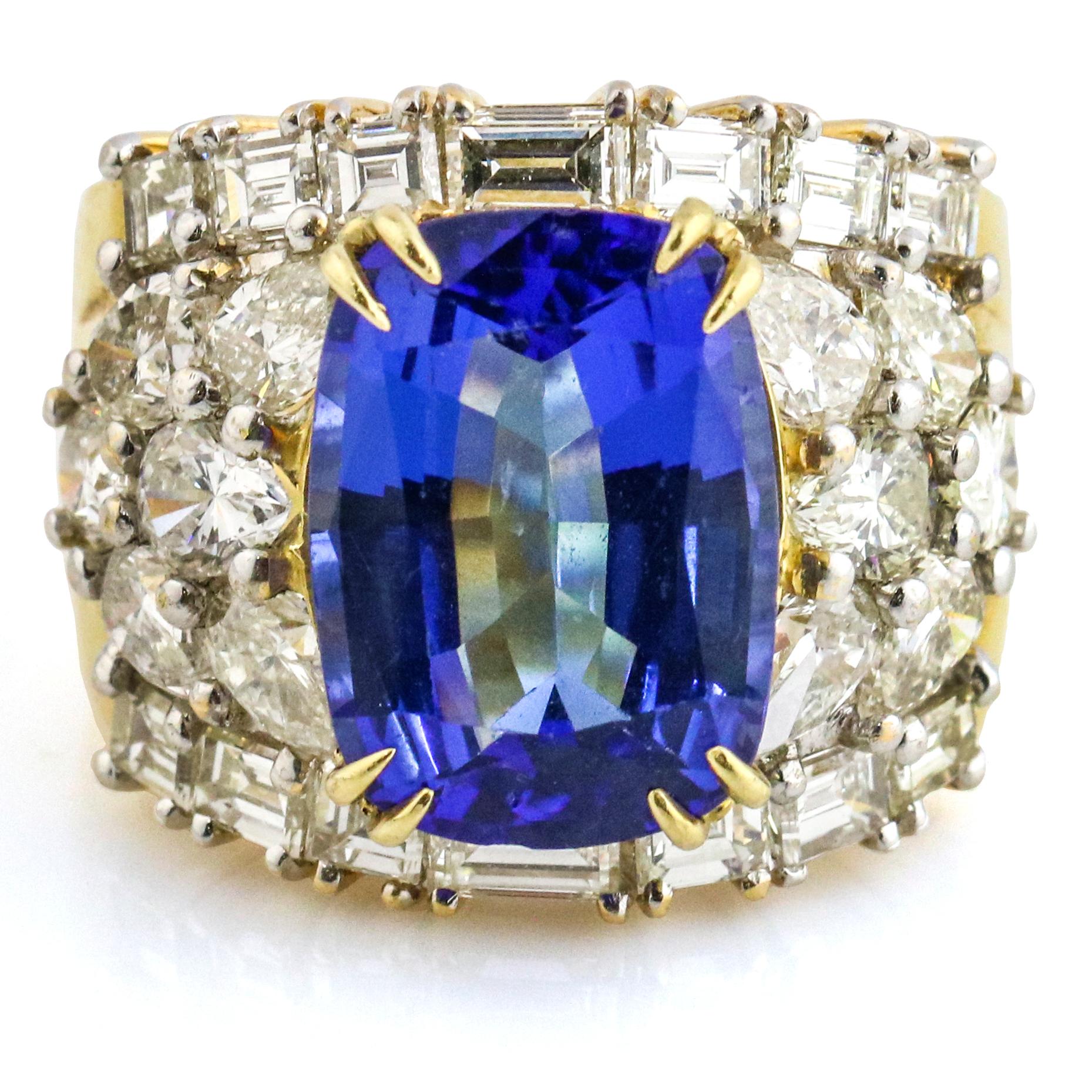 Emis Beros 11.71 Carat 18 Karat Yellow Gold Tanzanite Diamond Statement Ring In Good Condition For Sale In Fort Lauderdale, FL