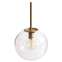 Lampada a sospensione scultorea Emiter in ottone e vetro di Jan Garncarek