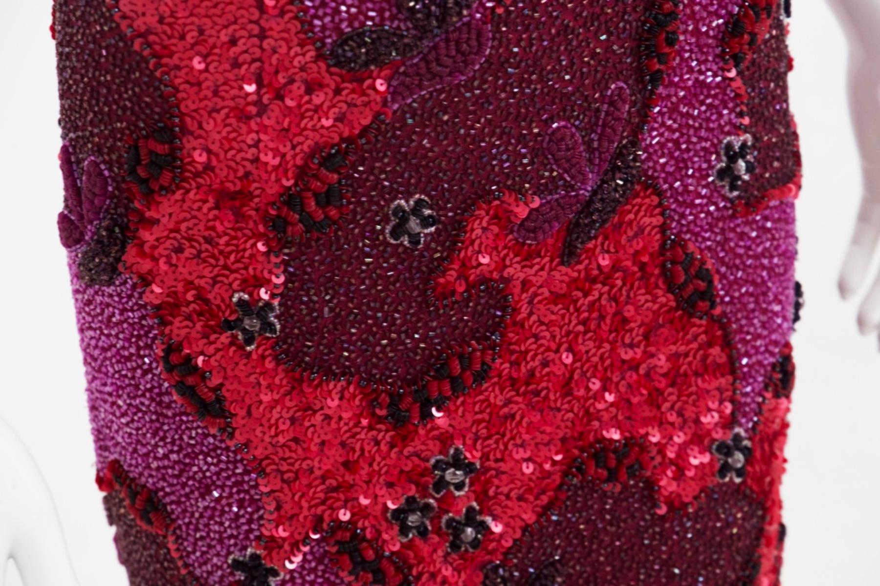Emma Schwarzer Vintage Fuchsiafarbener Rock mit Perlenblumen im Angebot 5