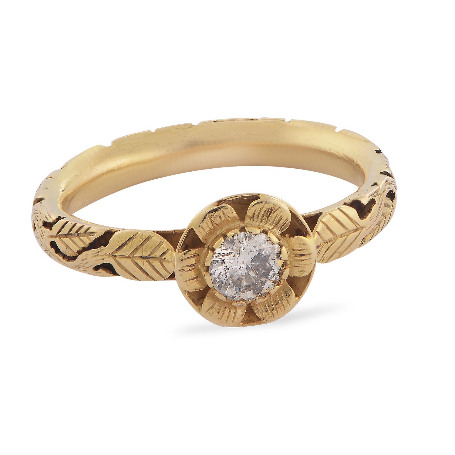 Contemporary Diamond 18 Karat  Gold Engagement Ring For Sale