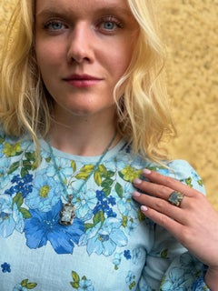 Emma Chapman Ciondolo in oro 18k inciso a mano con acquamarina, rubino e tsavorite A. Silver