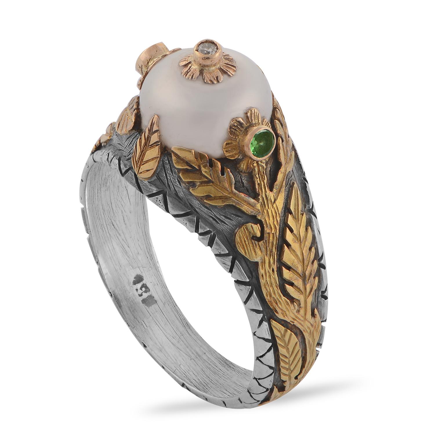 Contemporary Emma Chapman Pearl Diamond Tsavorite 18kt Gold Ring