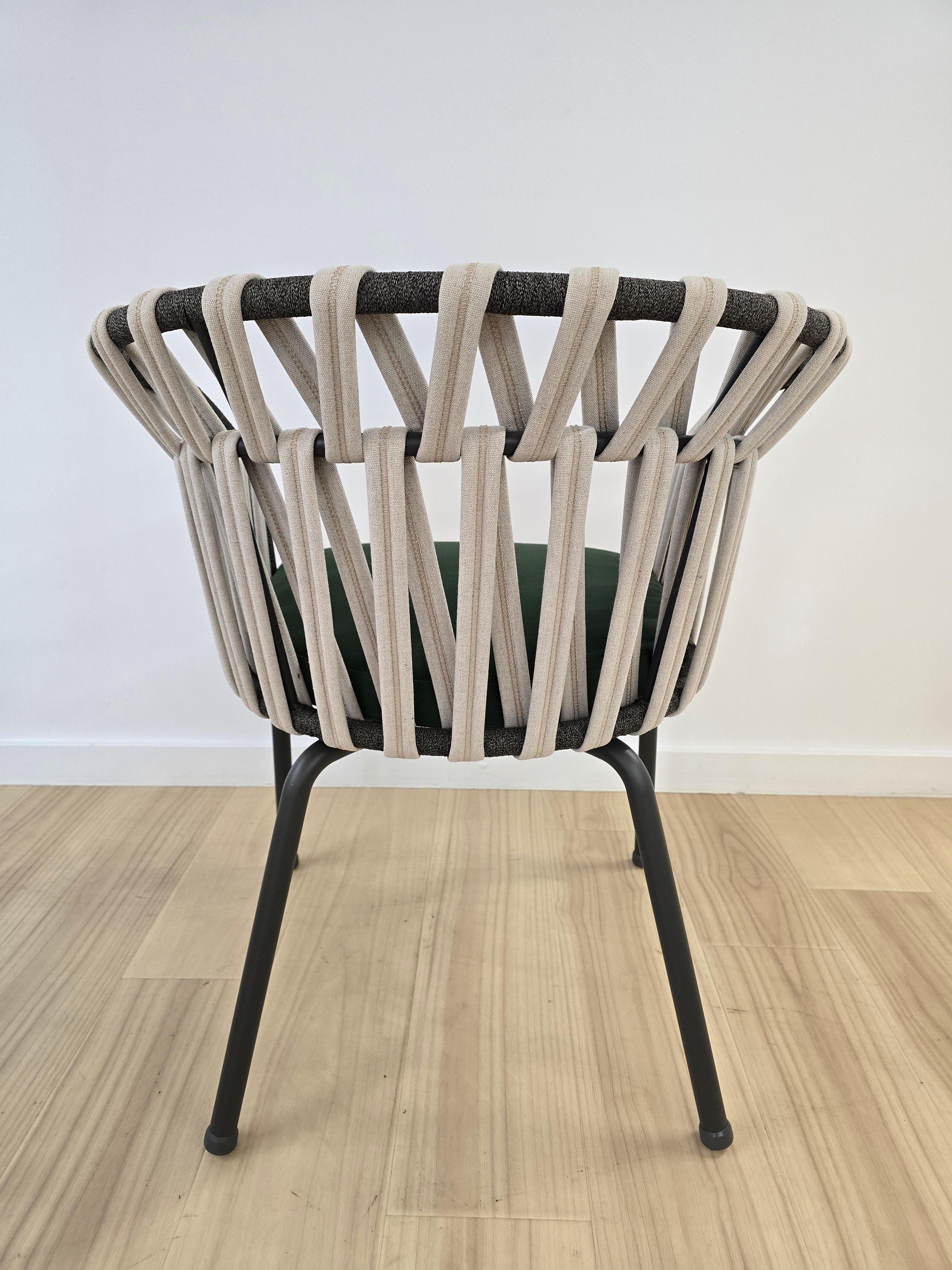 Sedie da pranzo Emma Cross *Campione da esposizione In condizioni ottime in vendita a Carson, CA