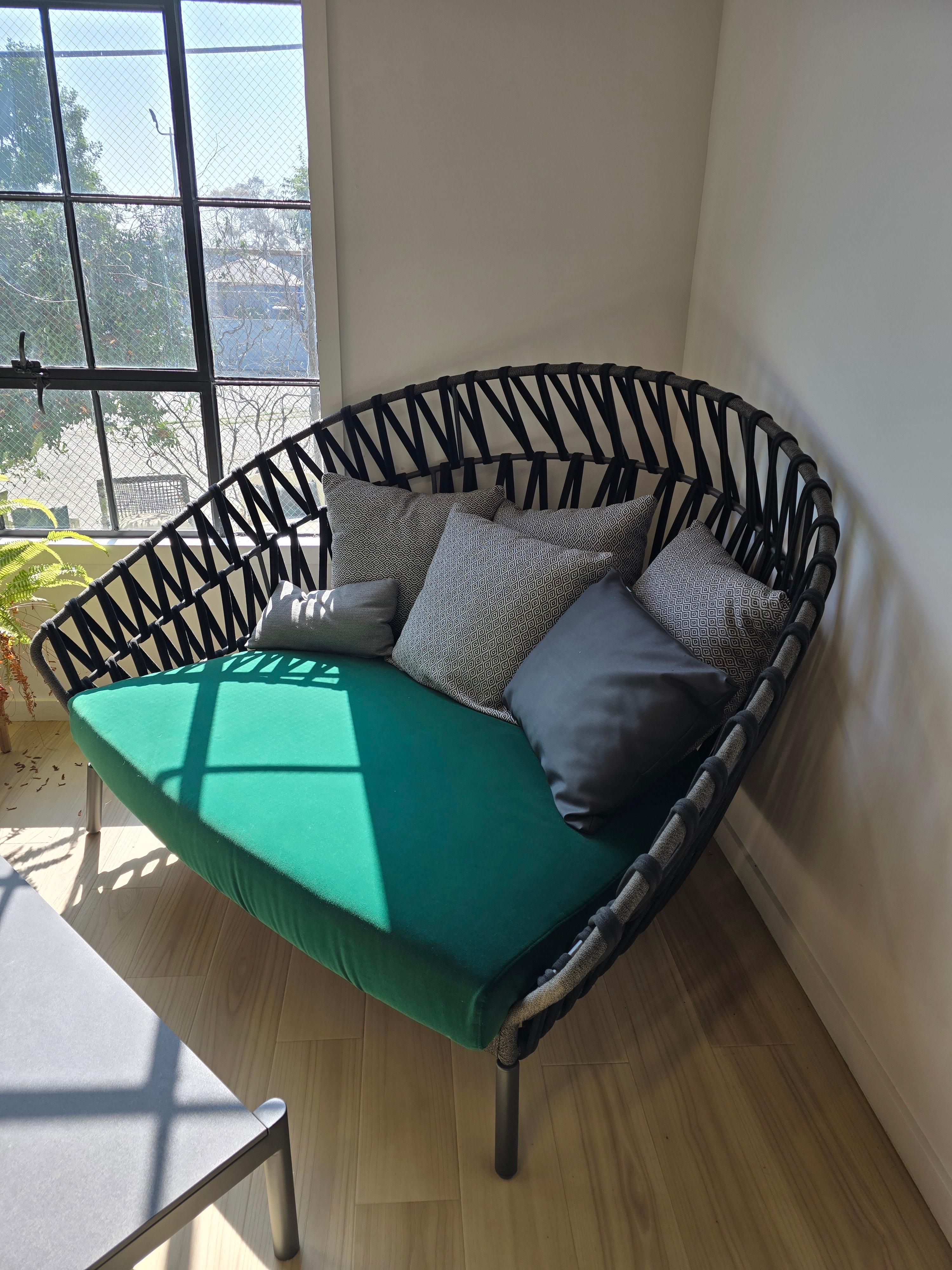 Cama de día para exterior Emma Cross de Varaschin en venta 3