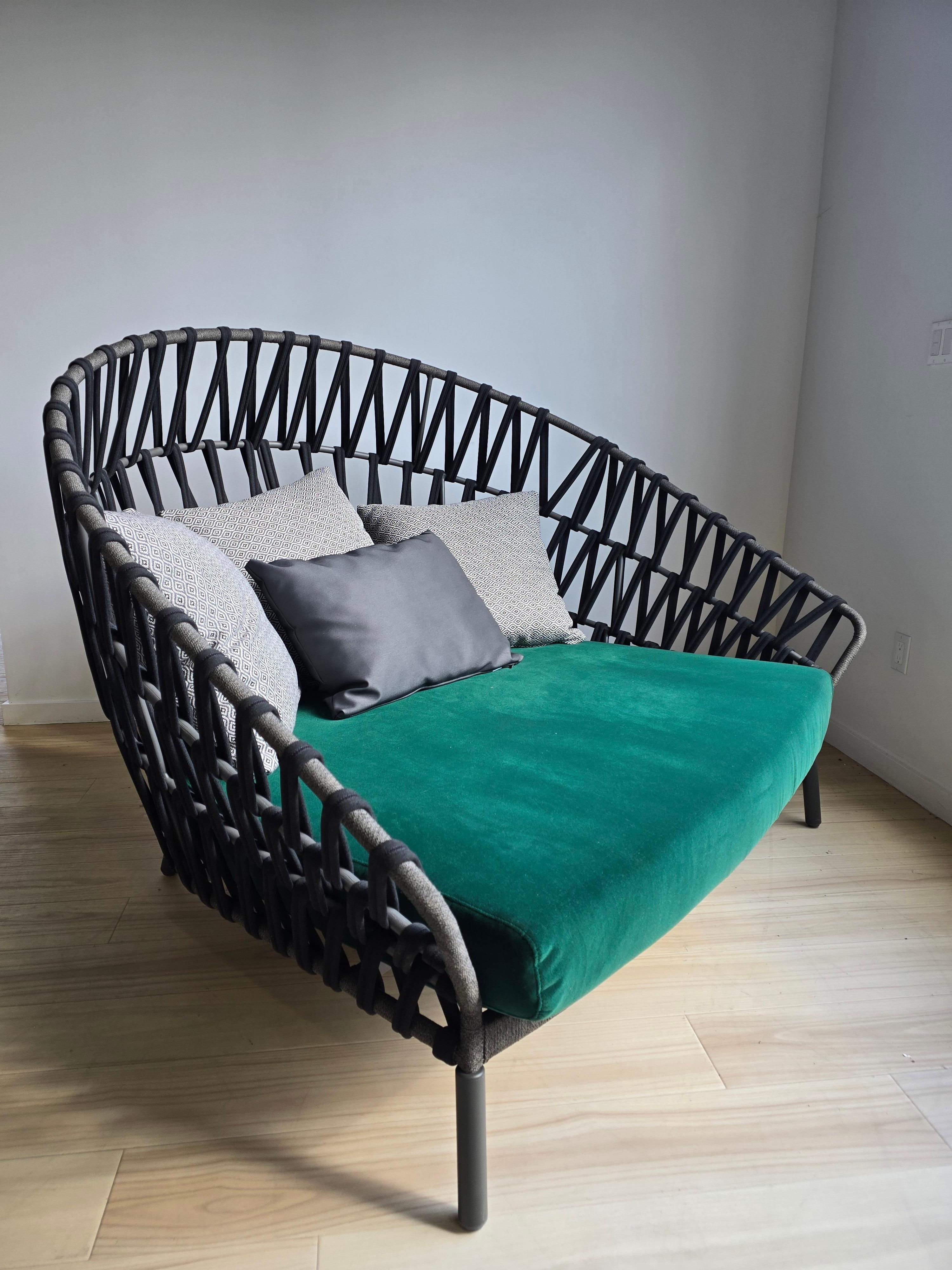 Cama de día para exterior Emma Cross de Varaschin en venta 1