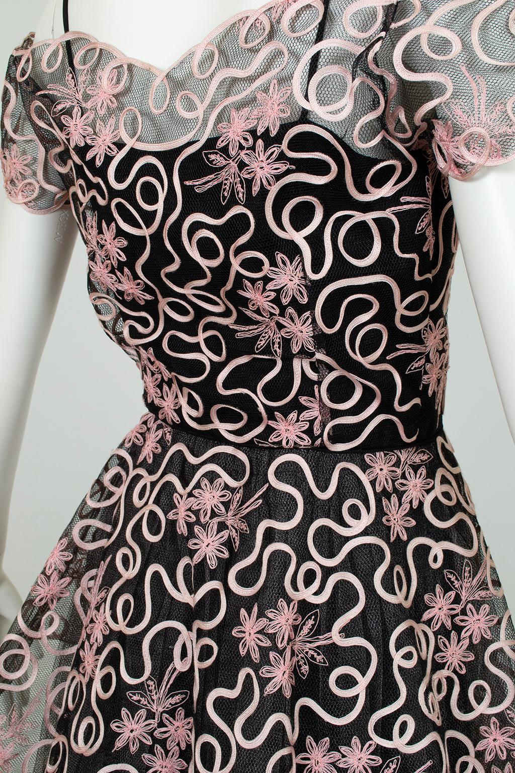 Emma Domb Asymmetrisches Schößchenkleid aus schwarzer und rosa Spitze - S, 1950s im Angebot 10