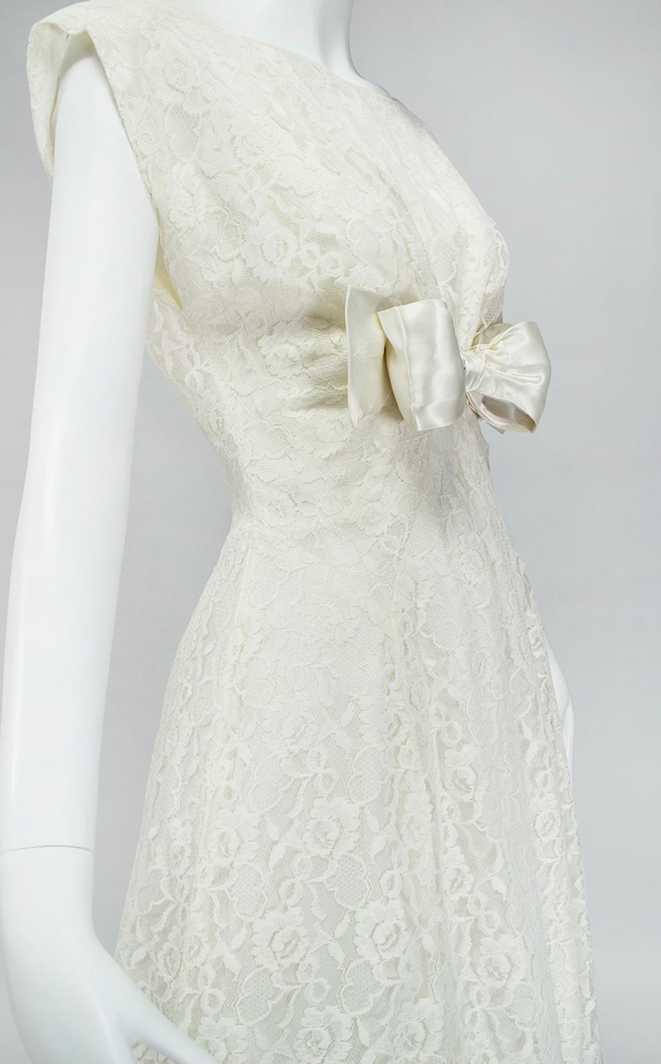 Gray Emma Domb Ivory Floor Length Bateau Neck Wedding Gown with Empire Bow - S, 1950s For Sale