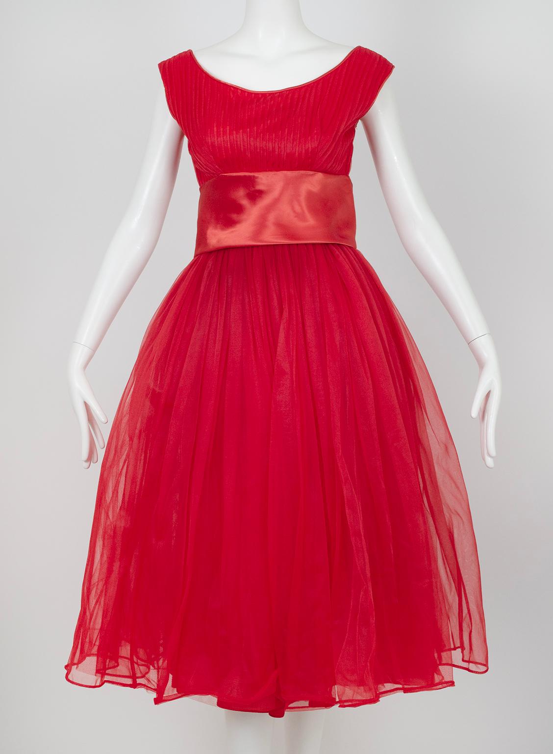 Emma Domb Red Bib Front Ballerina Party Dress with Satin Cummerbund – S, 1950s In Good Condition For Sale In Tucson, AZ