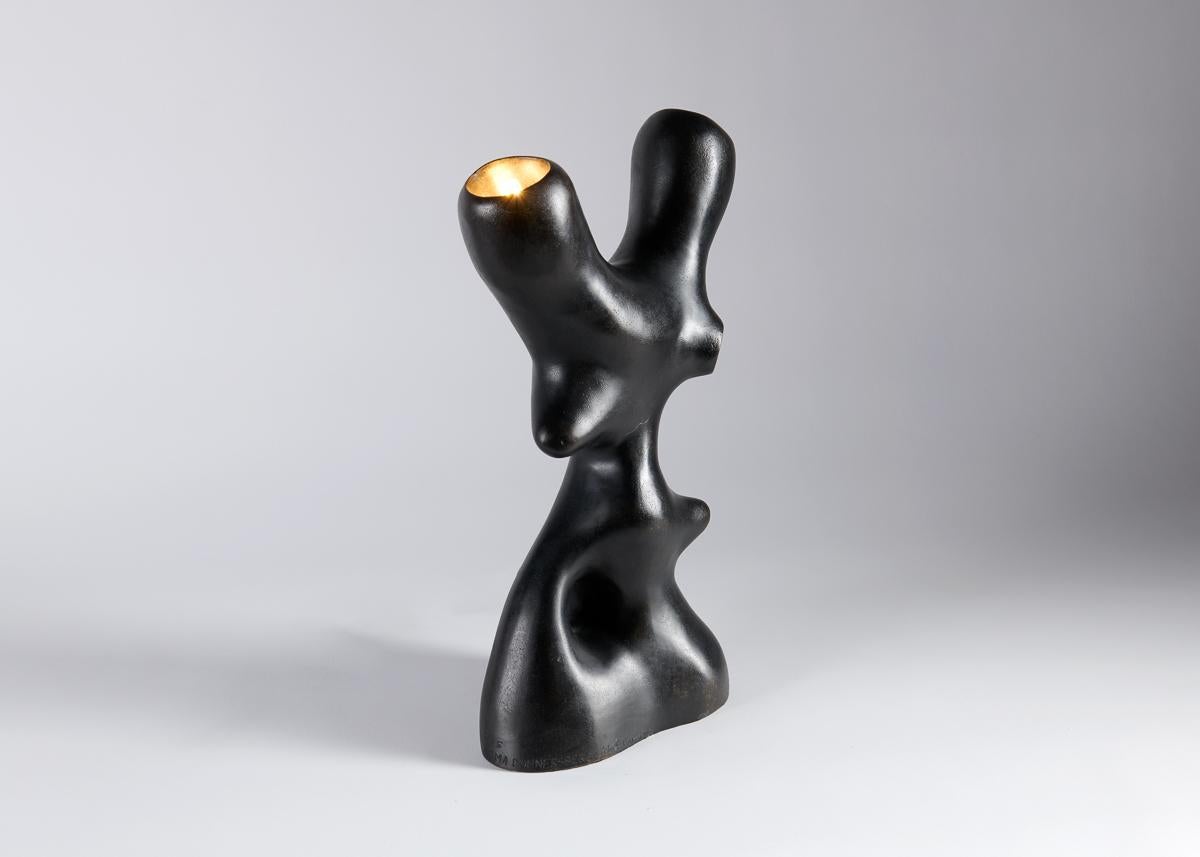 Français Emma Donnersberg & Abel Carcamo, Lampe de table en bronze et noir Penzai, France, 2022 en vente