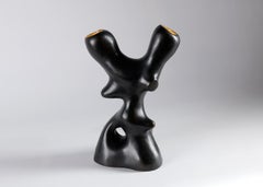 Emma Donnersberg & Abel Carcamo, Penzai Negro, Lámpara de mesa de bronce, Francia, 2022