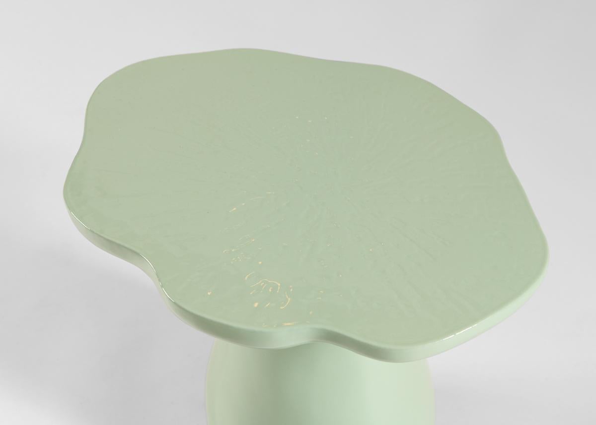 Français Table d'appoint champignon en céramique émaillée Emma Donnersberg, France, 2022 en vente