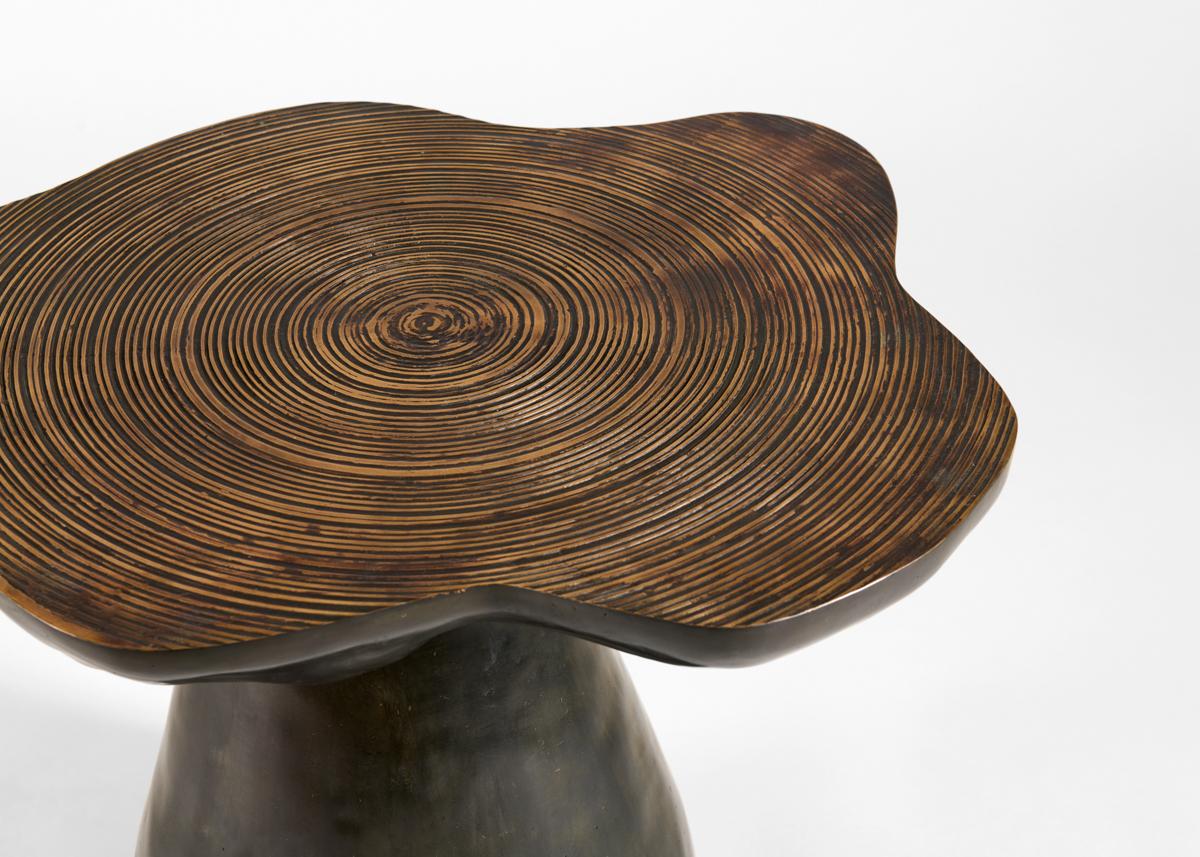 Emma Donnersberg, Large Bronze Spiral Topped Mushroom Side Table, France, 2022 In Excellent Condition For Sale In New York, NY