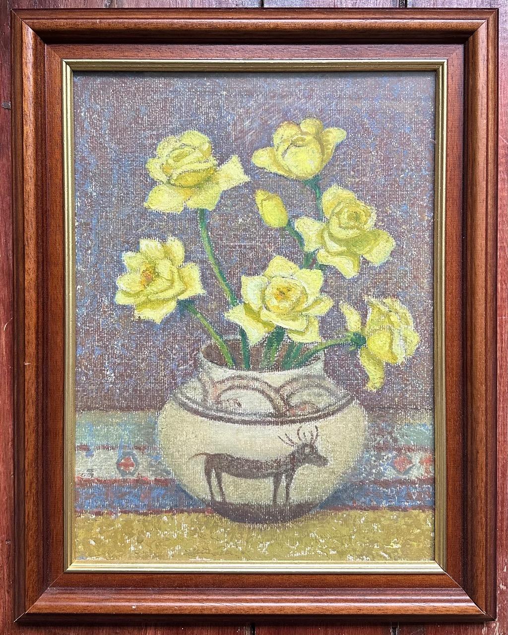 Still-Life Painting de Emma Fordyce MacRae - Rosas amarillas en maceta Hopi, Artista americana del siglo XX