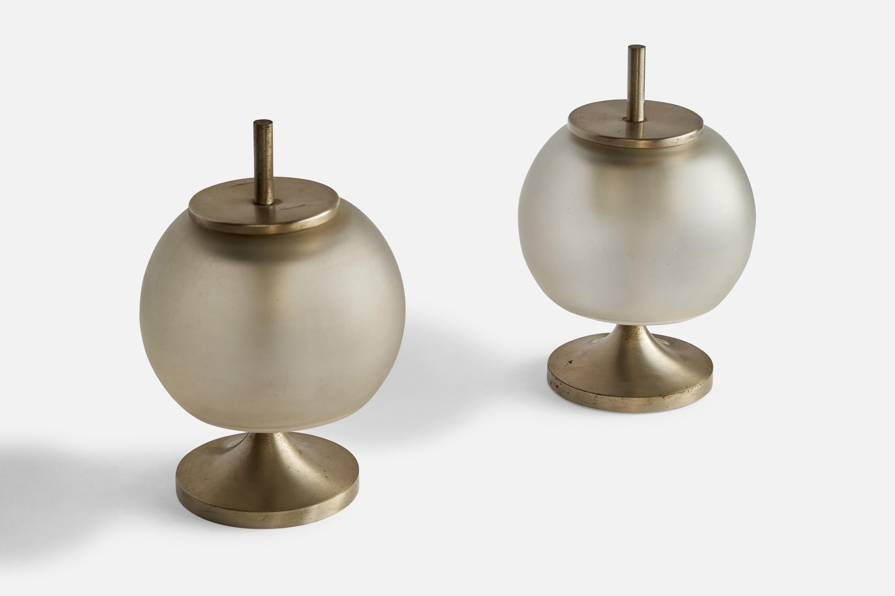 Italian Emma Gismondi, Table Lamps, Nickel-plated brass, Glass, Italy, 1960s For Sale