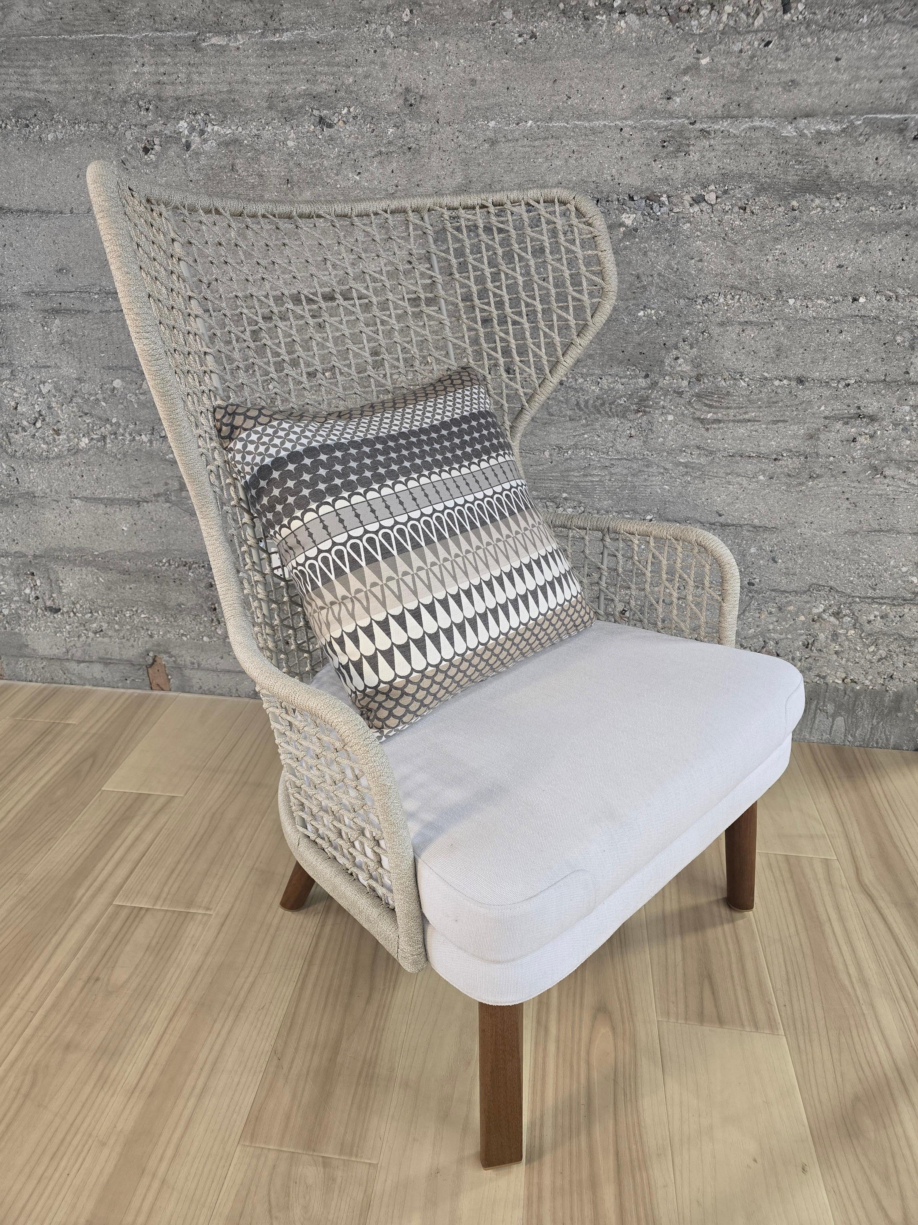 Emma Bergère Armchair by Monica Armani for Varaschin

A refined fusion of contemporary elegance and timeless craftsmanship, the Emma Bergère armchair is a standout creation by renowned Italian designer Monica Armani, produced by the esteemed outdoor