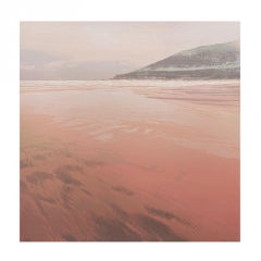 Giorni come questi I, Emma Reynolds, Stampa in edizione limitata, Opera d'arte su paesaggio rosa