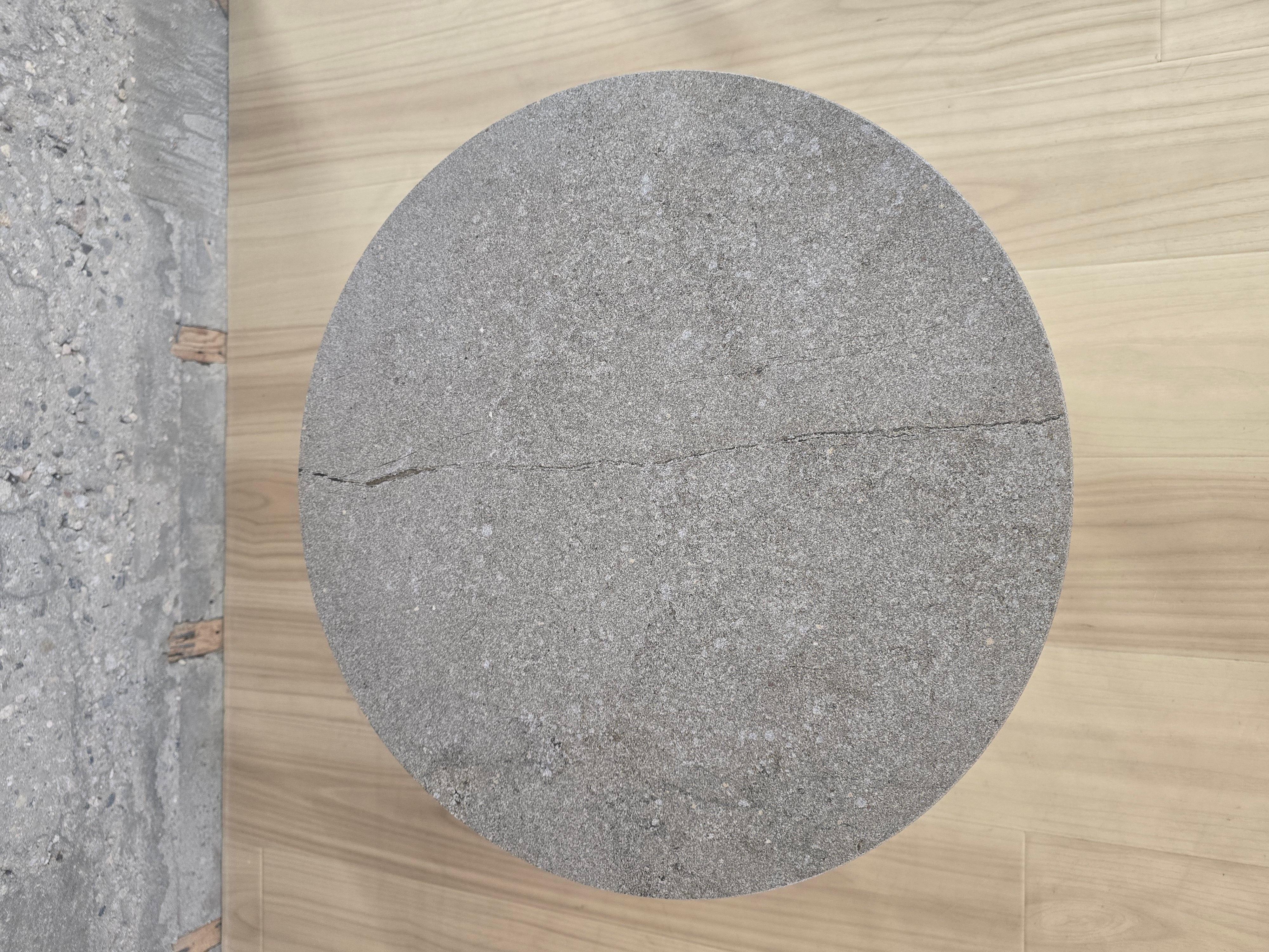 Emma Side Table *Showroom Sample (Italienisch) im Angebot