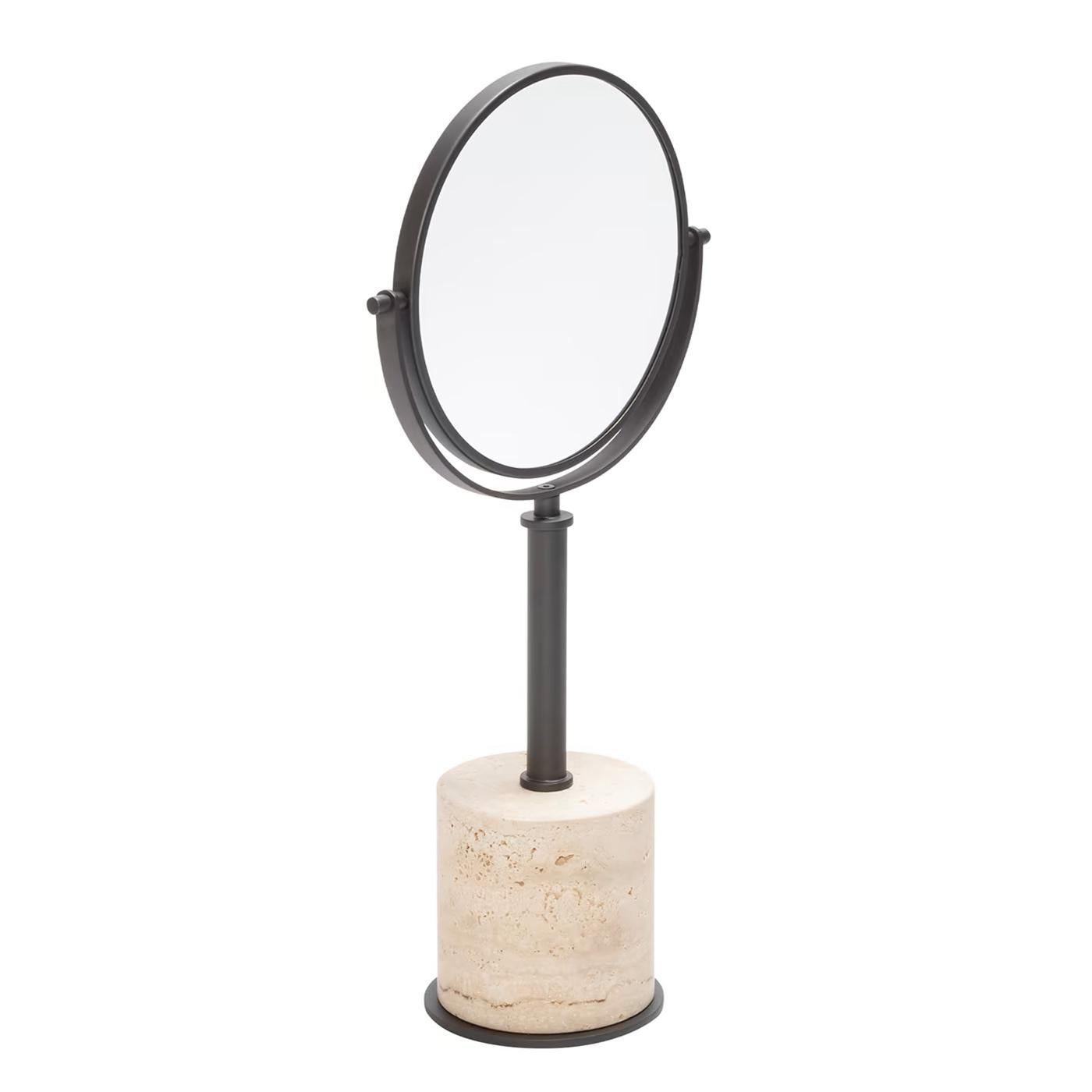 Mirror Emma travertine stand with structure in 
bronze finish and with base in travertine marble.