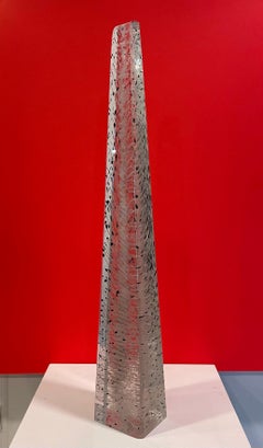 "Vibrant White "(Obelisk)