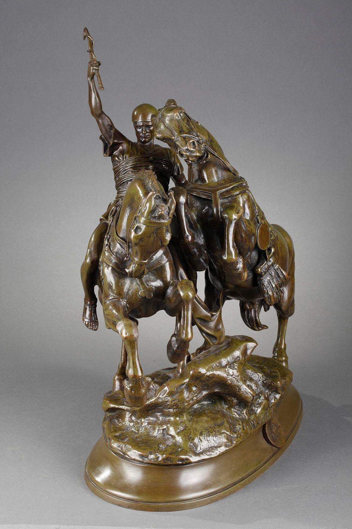 Roman driver on his chariot - Gold Figurative Sculpture by Emmanuel Fremiet