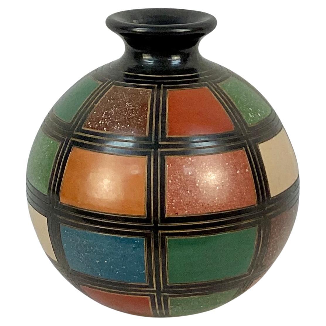 Modern Emmanuel Maldonado Nicaraguan Pottery Vase For Sale