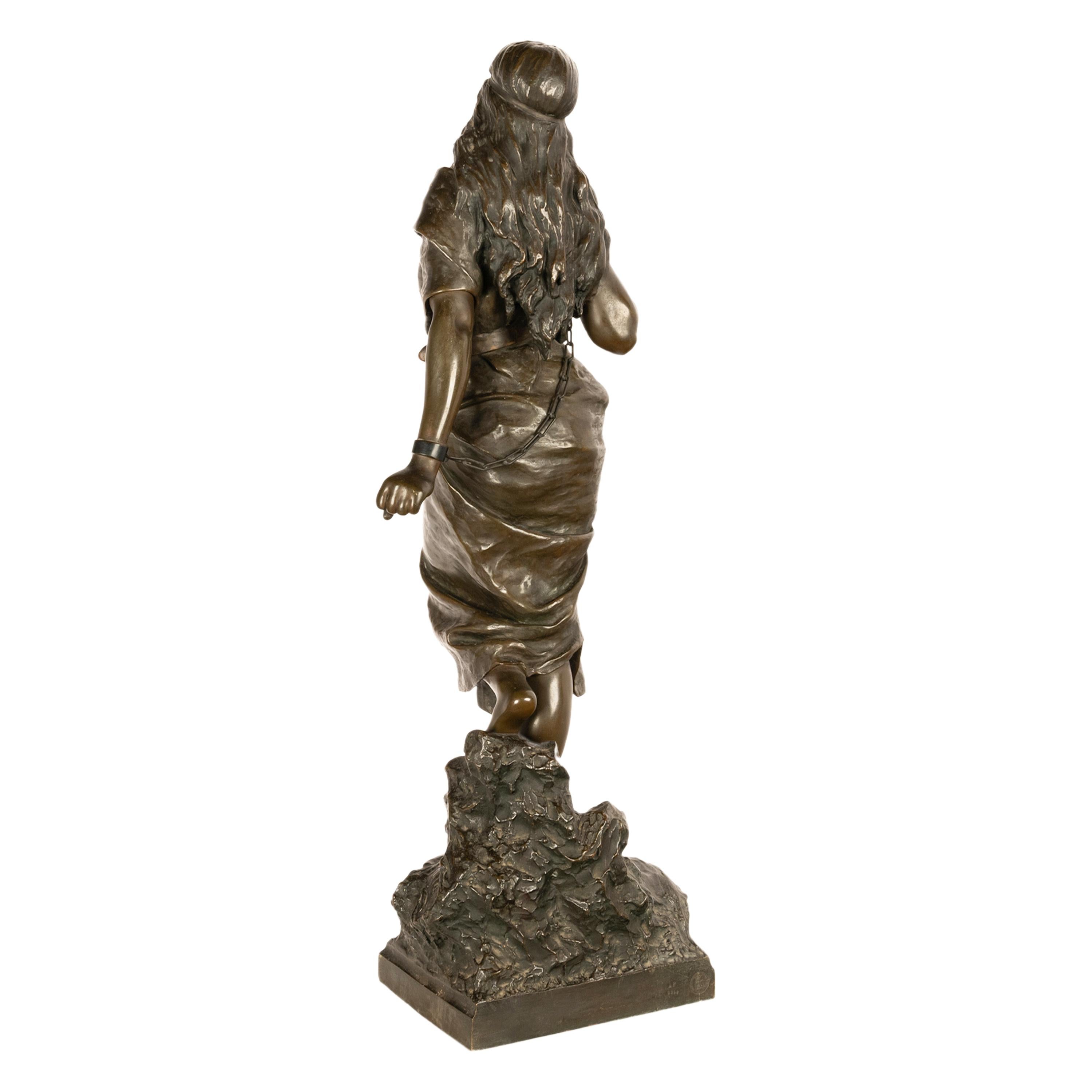 Antike französische Jugendstil-Bronzefigur, Statue-Skulptur „Prise de Corsaire“ aus Bronze (Gold), Figurative Sculpture, von Emmanuel Villanis