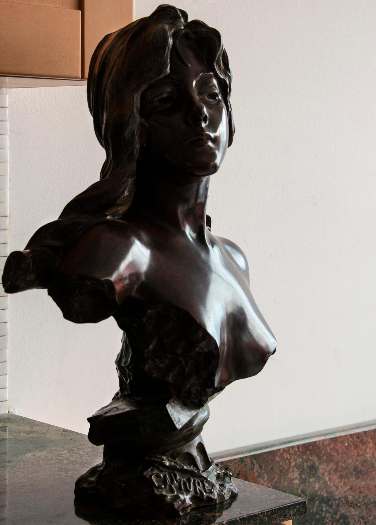 Capture - Slave Girl Bronze 10