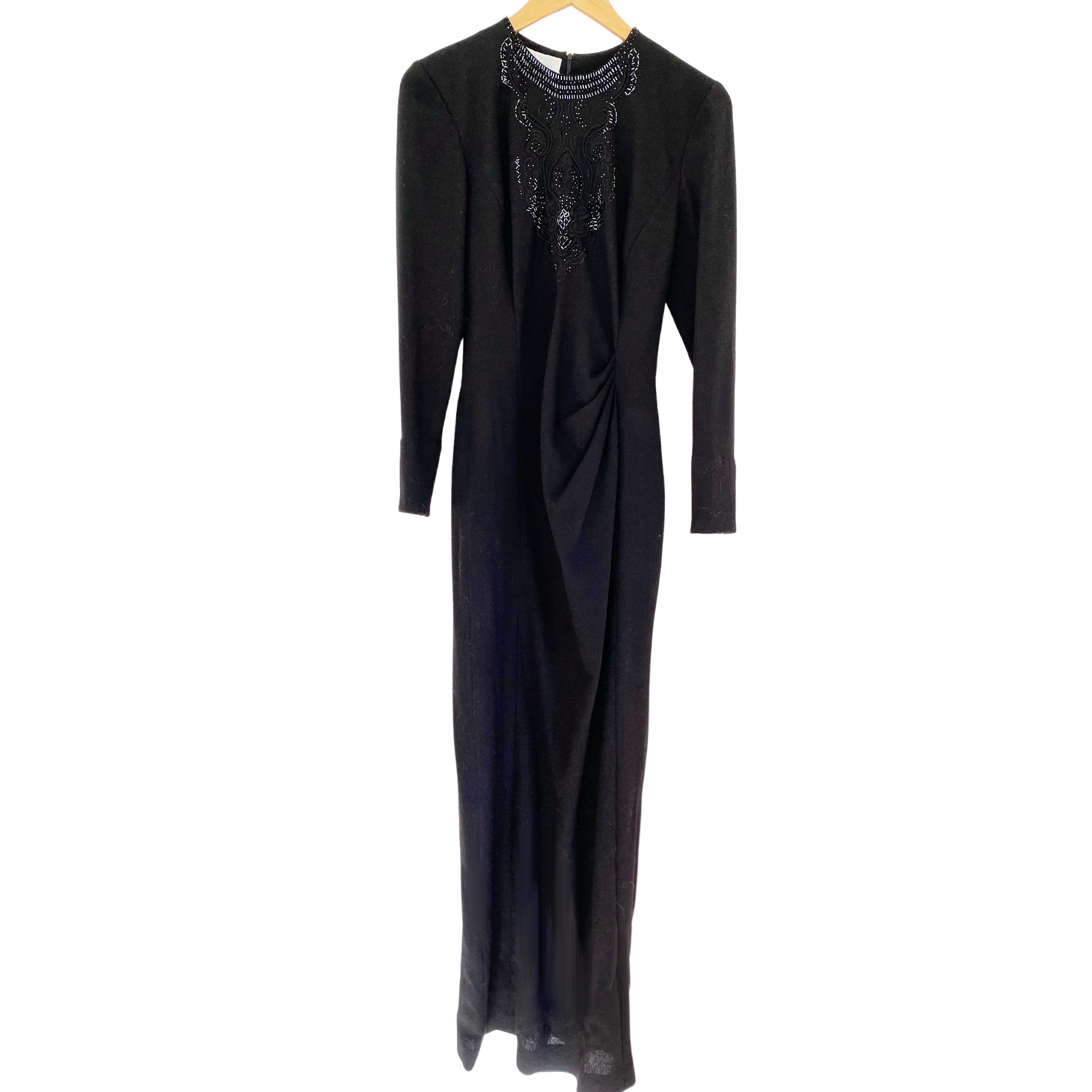Emmanuelle Khanh - Robe longue drapée en laine noire portée et embellie, fabriquée en France Excellent état - En vente à Boston, MA