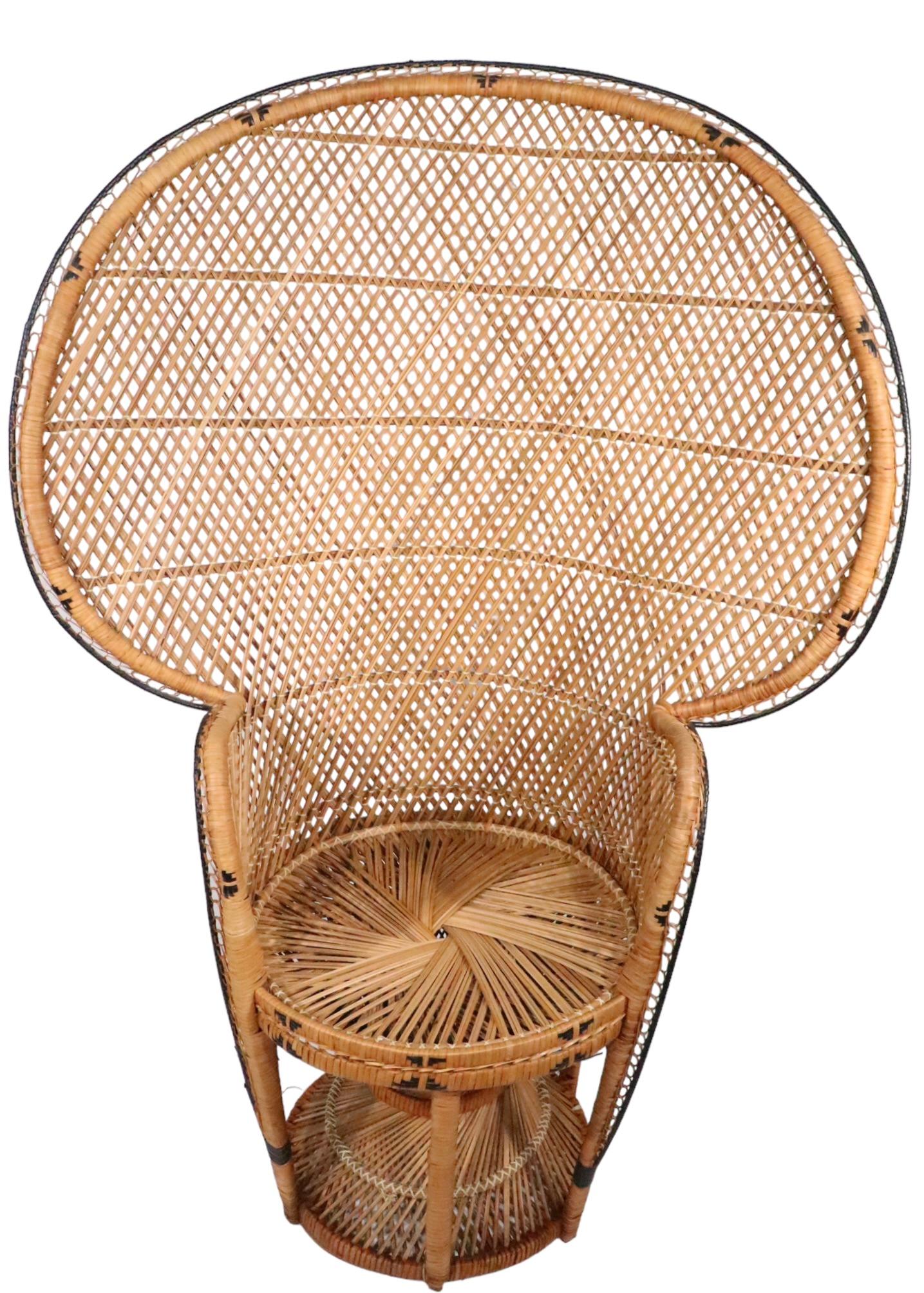 Emmanuelle  Peacock Bamboo Wicker Fan Chair c. 1960/1970's For Sale 3