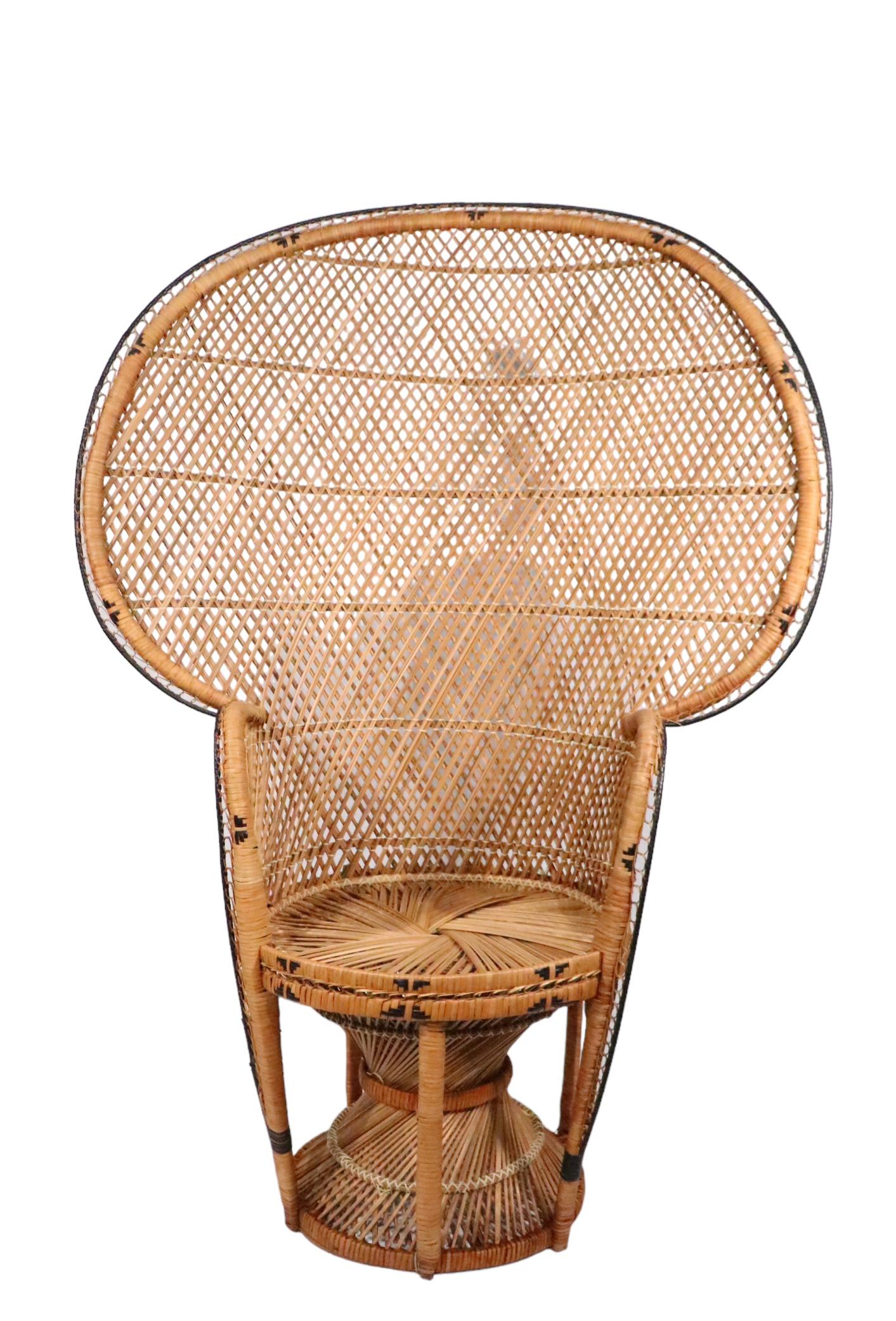 Emmanuelle  Peacock Bamboo Wicker Fan Chair c. 1960/1970's For Sale 6