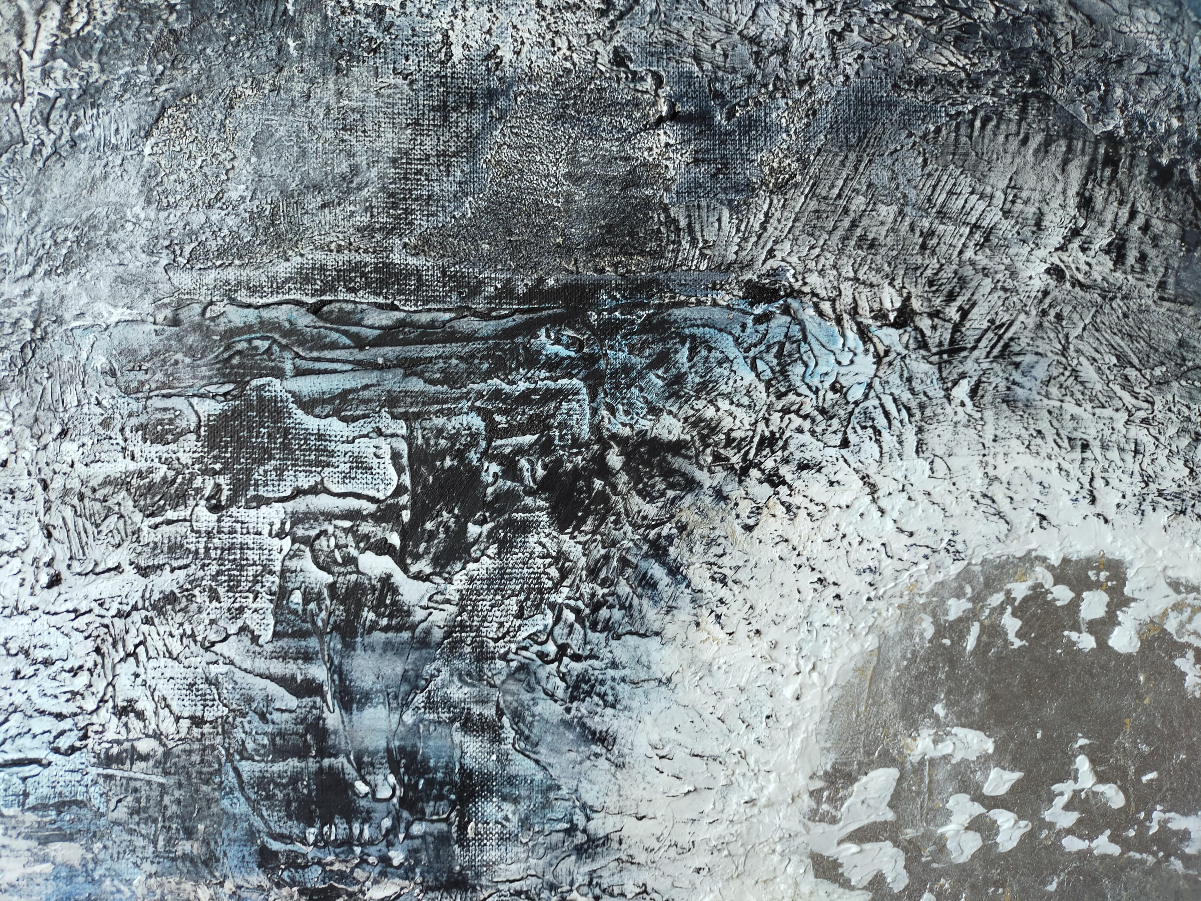 Per la prima volta ho constatato che le nuvole di luna chiara
ho una grande pausa di riflessione e lo spirito è in subbuglio.
Ce que j'appelle une nuit d'insomnies.
Per la luna, ho utilizzato l'alluminio che riflette una luce mutevole.
 a seconda