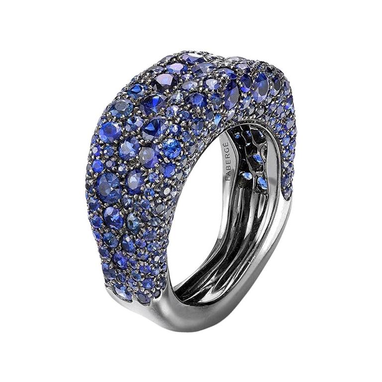 For Sale:  Fabergé Emotion 18k White Gold Blue Sapphire Encrusted Ring