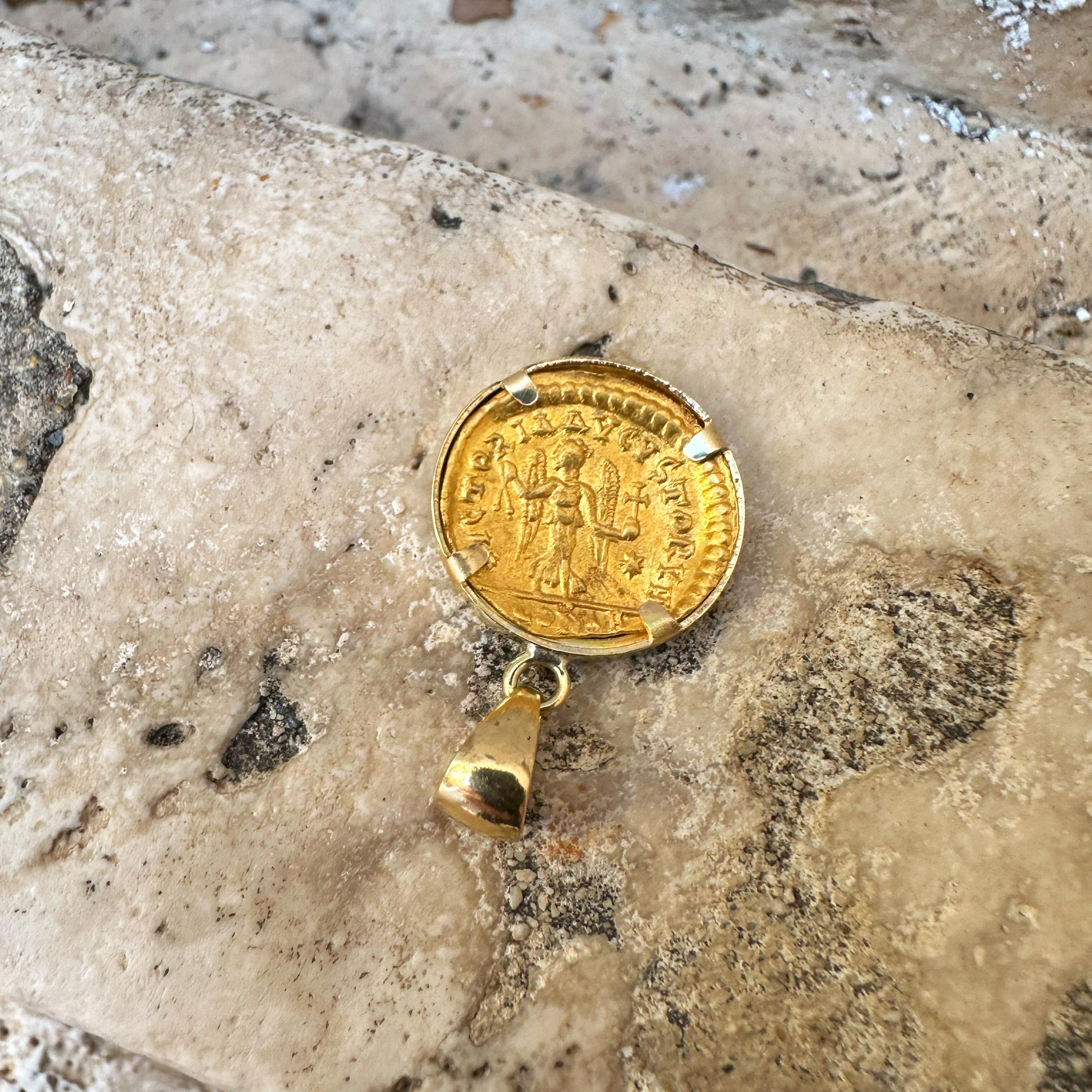EMPEROR ANASTASIUS I Genuine Ancient Byzantine Gold Coin 5th Cent. AD 18Kt Gold For Sale 1
