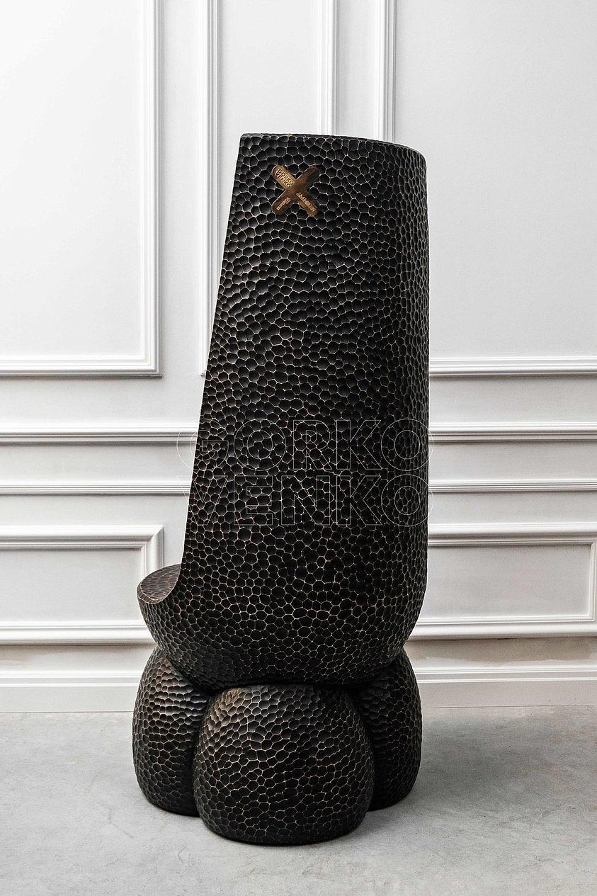 Modern Emperor Black Shell Contemporary Chair in Aluminium 
