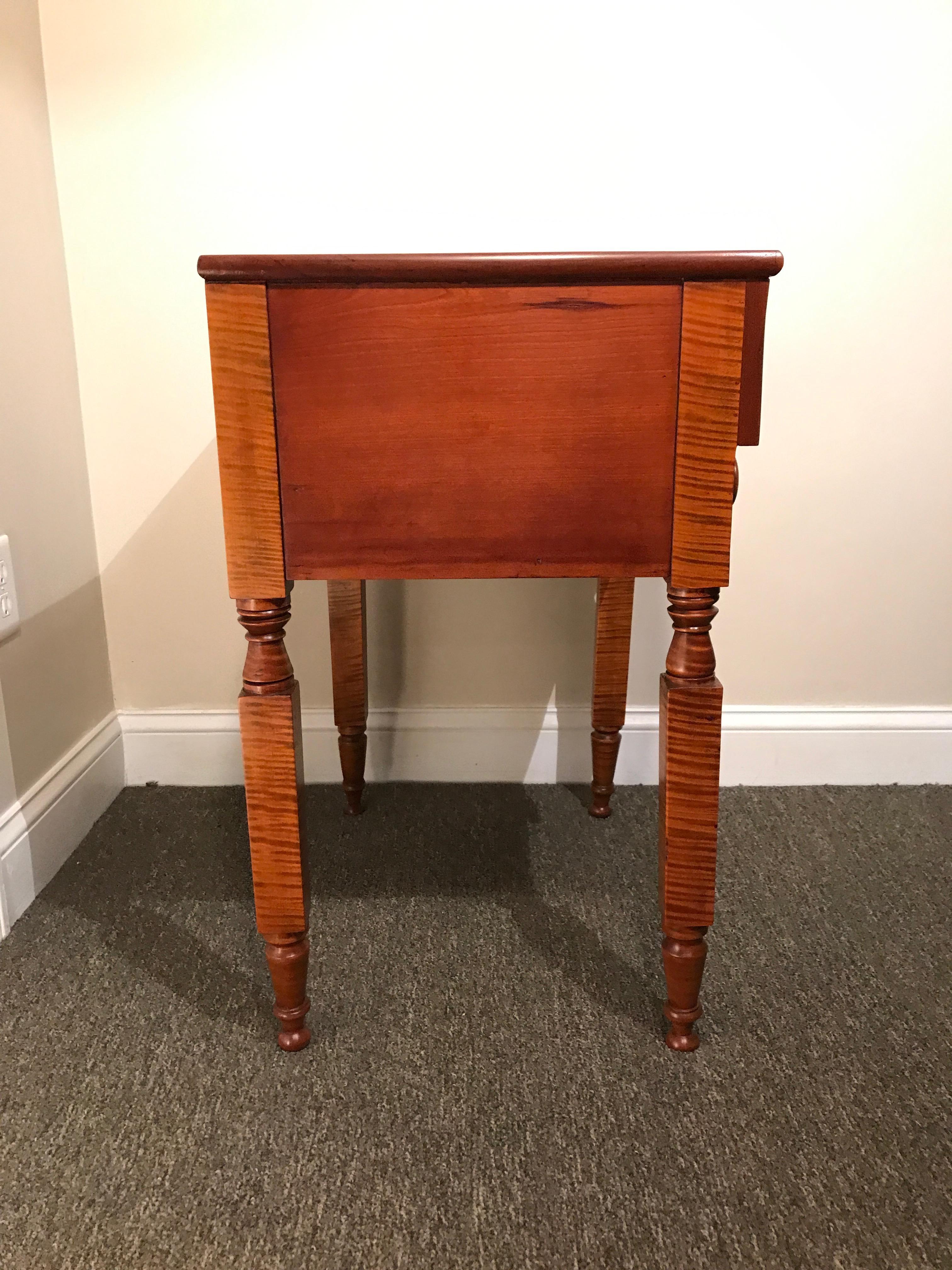 American Empire Empire 2-Drawer Stand in Tiger Maple, Cherry and Flamed Mahogany, circa 1820