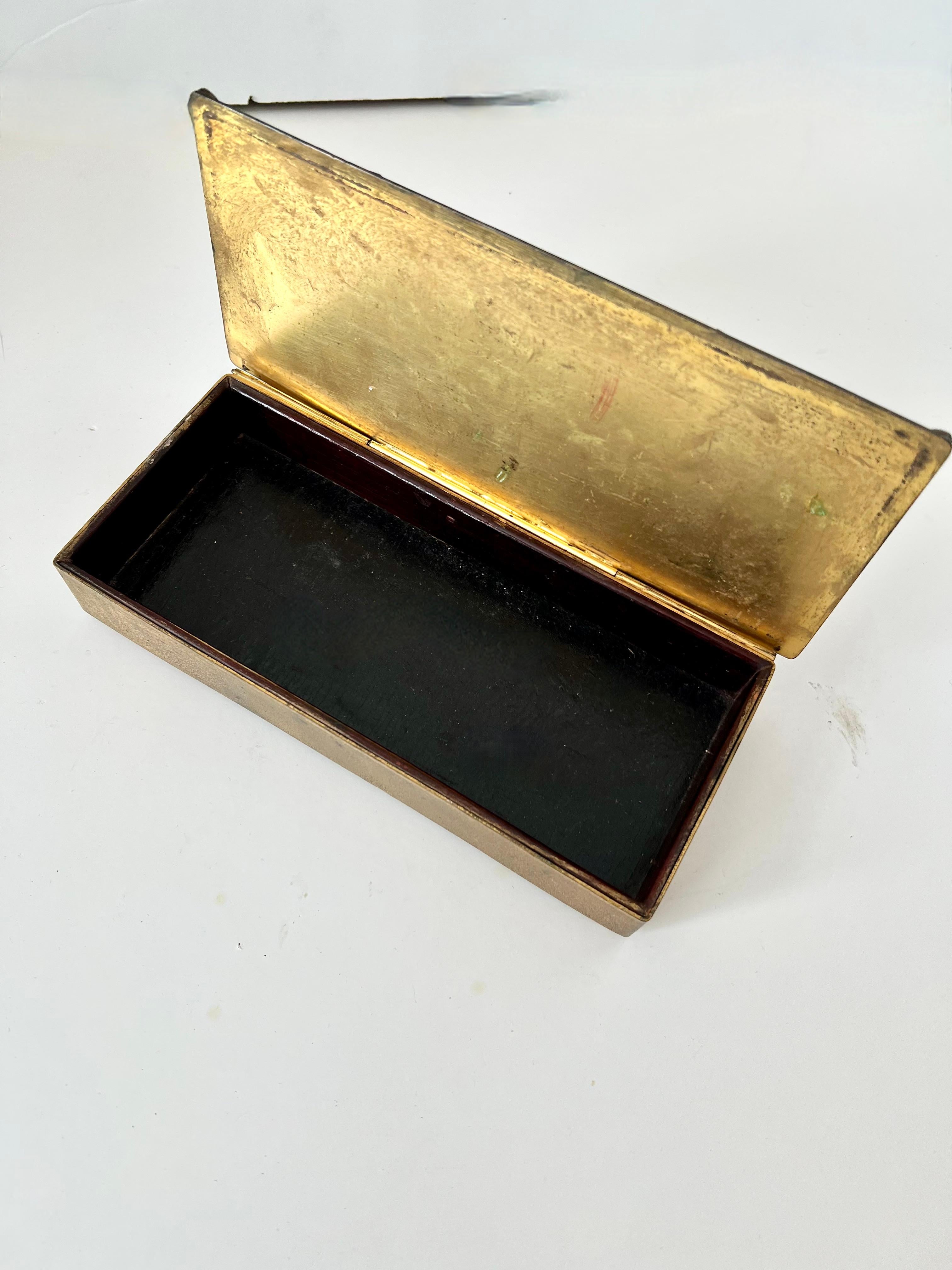 Empire Art Gold Box with Decorative hinged Lid and Jewels 1920 In Good Condition For Sale In Los Angeles, CA