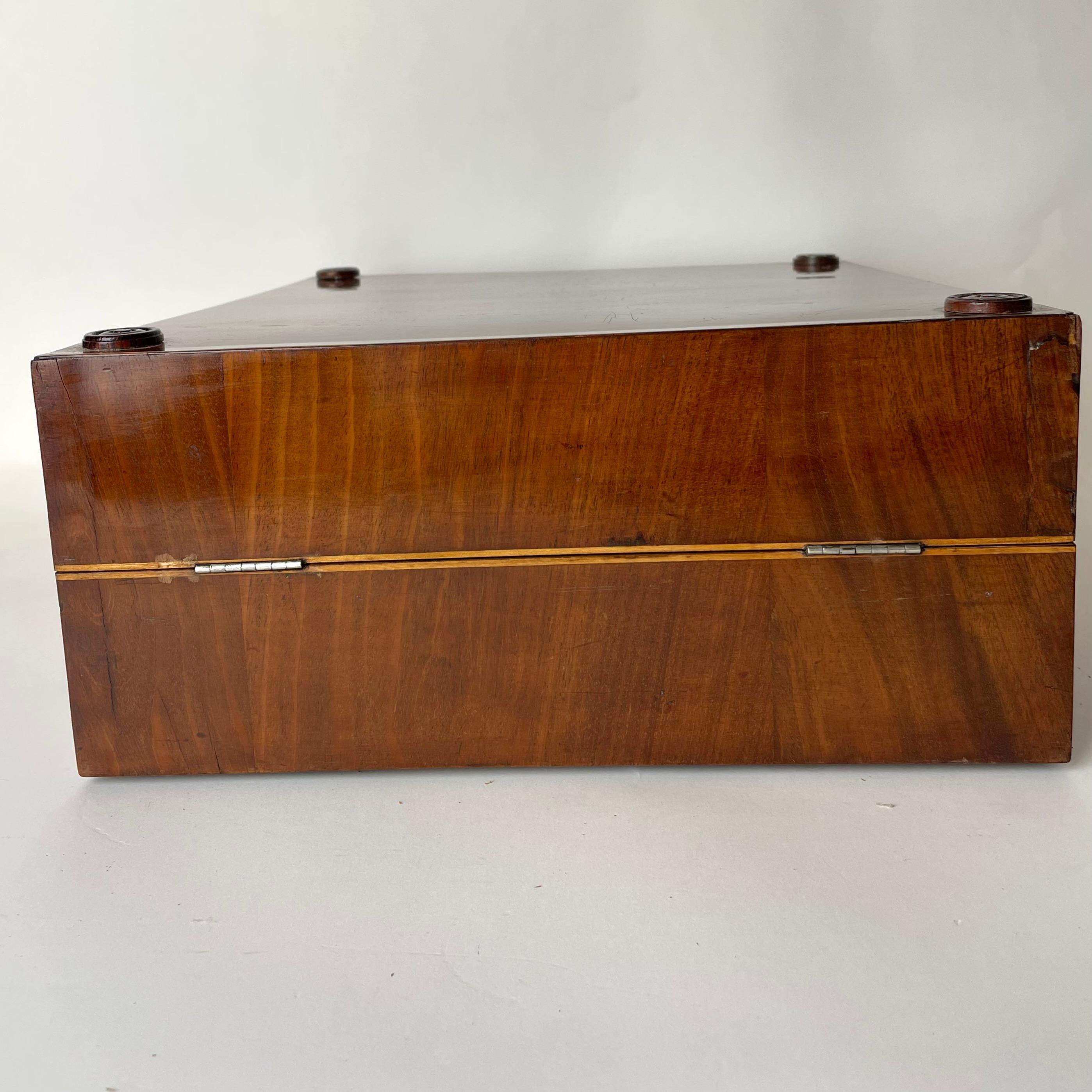 Silver Empire Backgammon Games Box in Mahogany with Pieces, early 19th Century For Sale