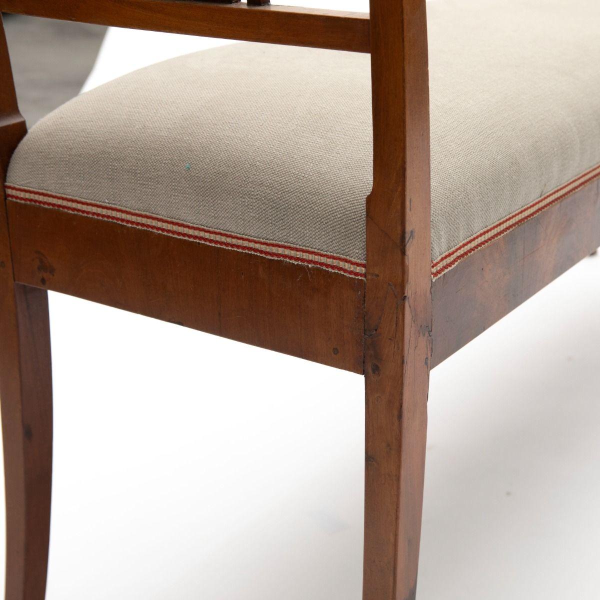 Tissu Banc Empire en acajou avec incrustations de noyer et d'érable en vente