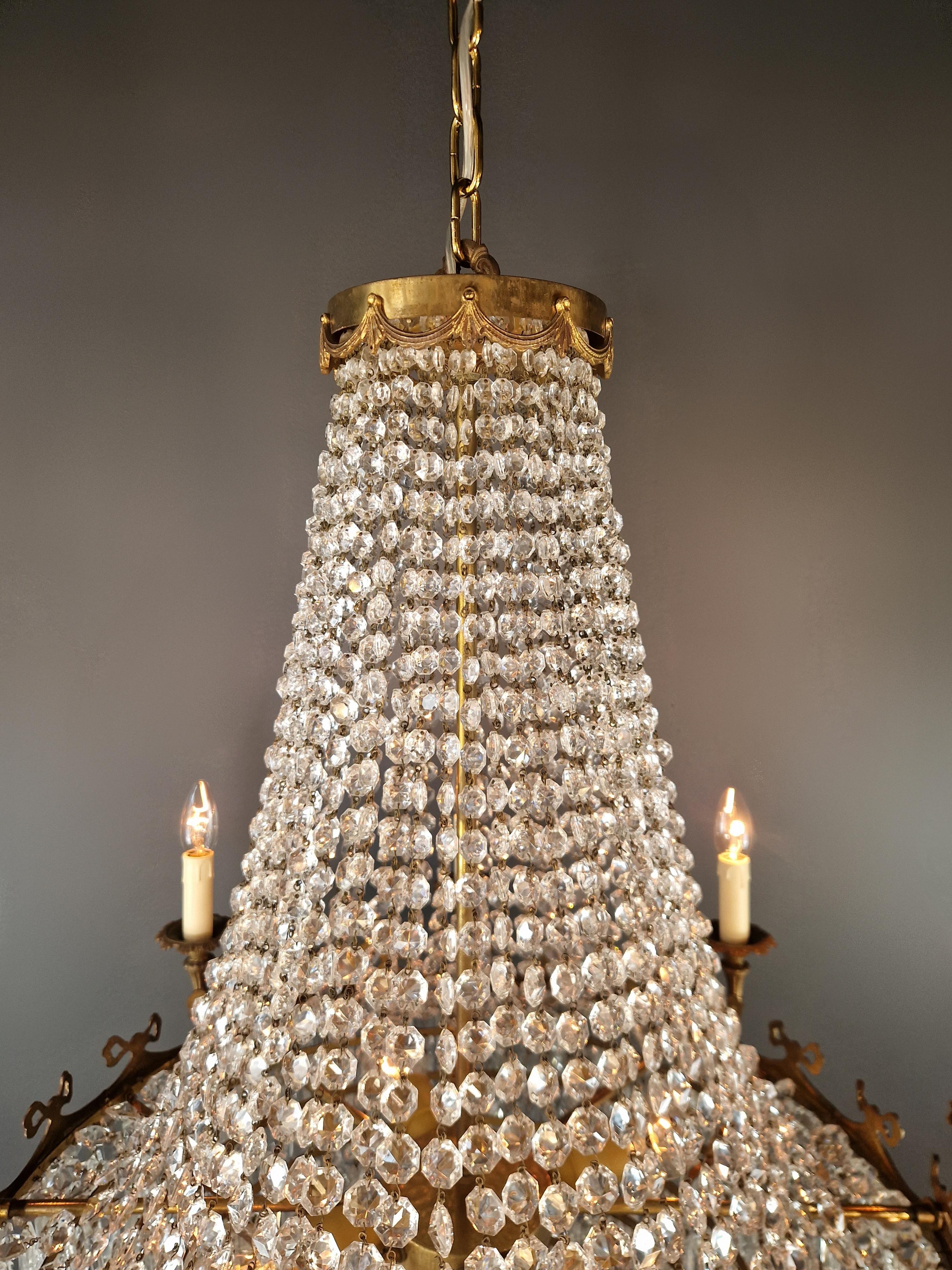 Lampadario in ottone impero con lustro di cristallo per soffitti antichi classici Art Deco in vendita 2