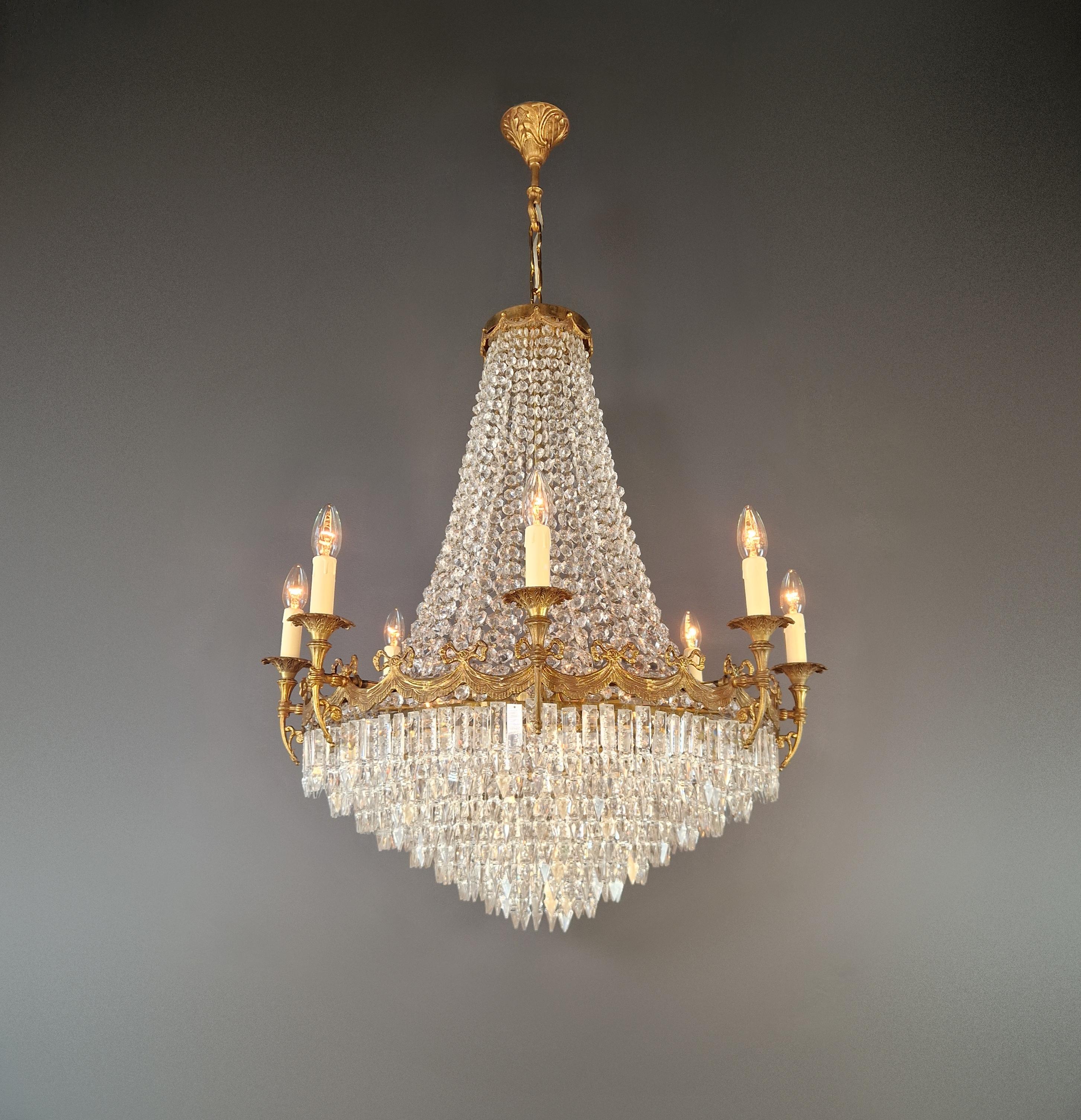 Italiano Lampadario in ottone impero con lustro di cristallo per soffitti antichi classici Art Deco in vendita