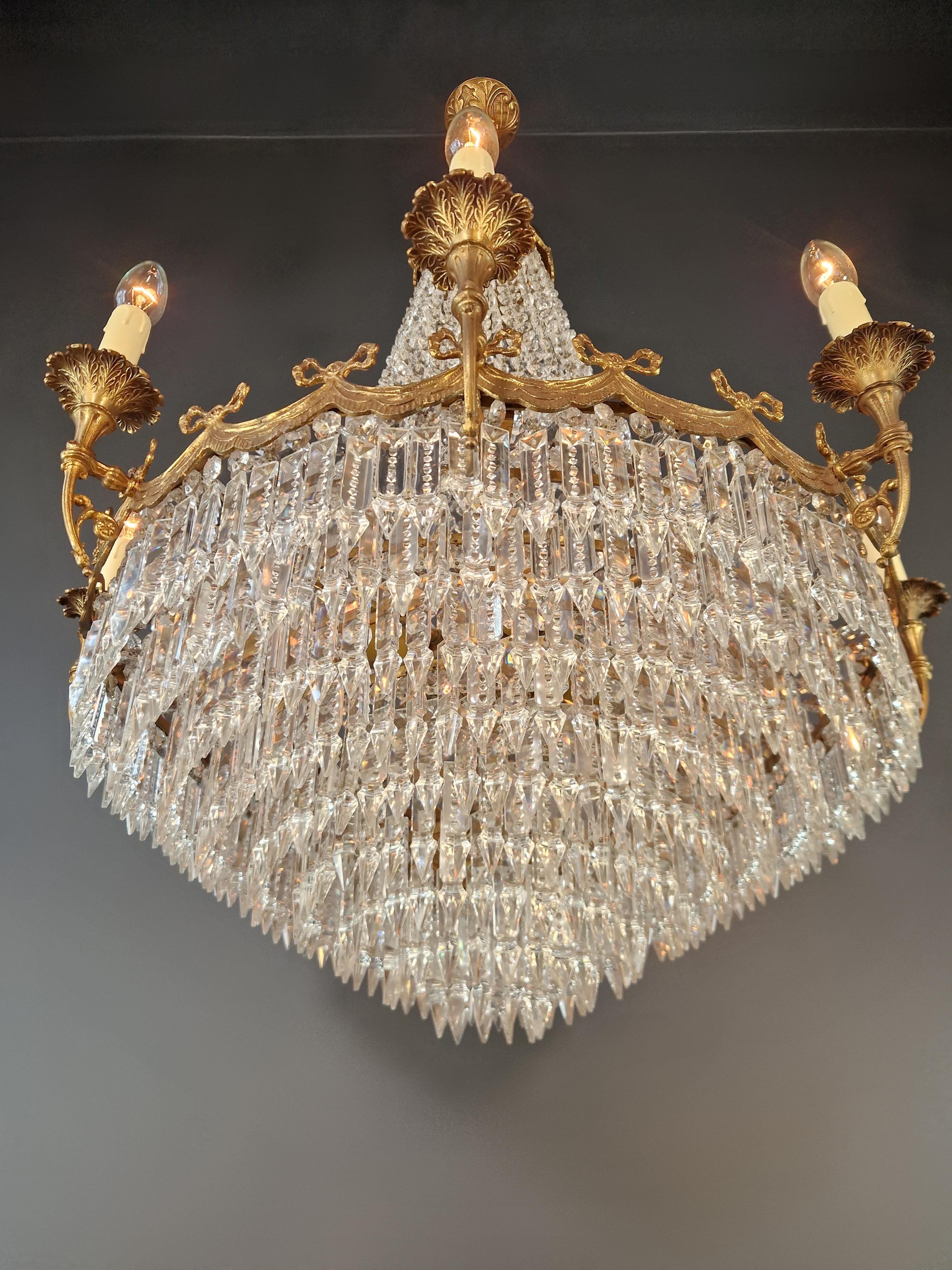 Lampadario in ottone impero con lustro di cristallo per soffitti antichi classici Art Deco In condizioni buone in vendita a Berlin, DE