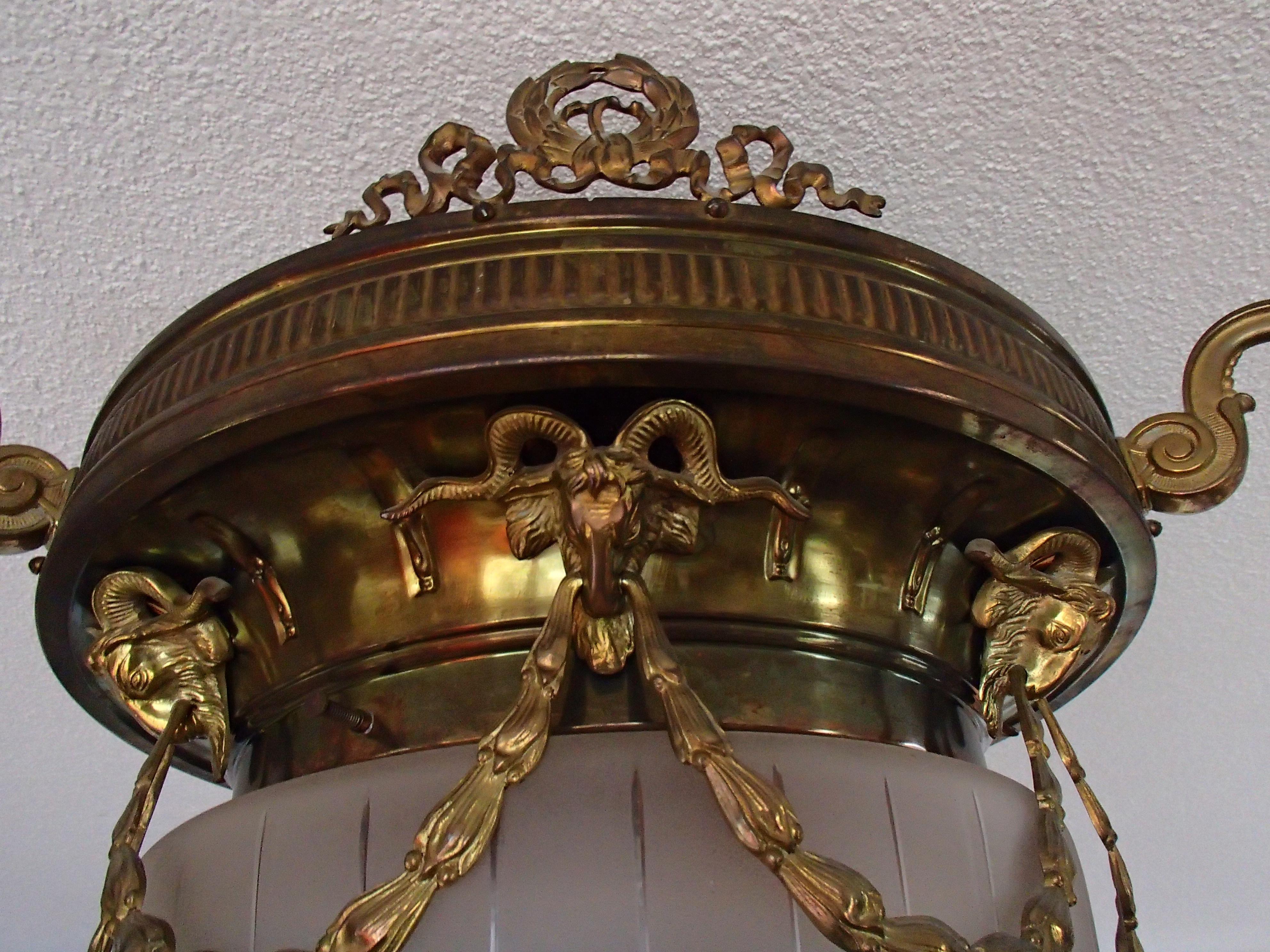 Empire Bronze and Glass Chandelier with Beliers For Sale 2
