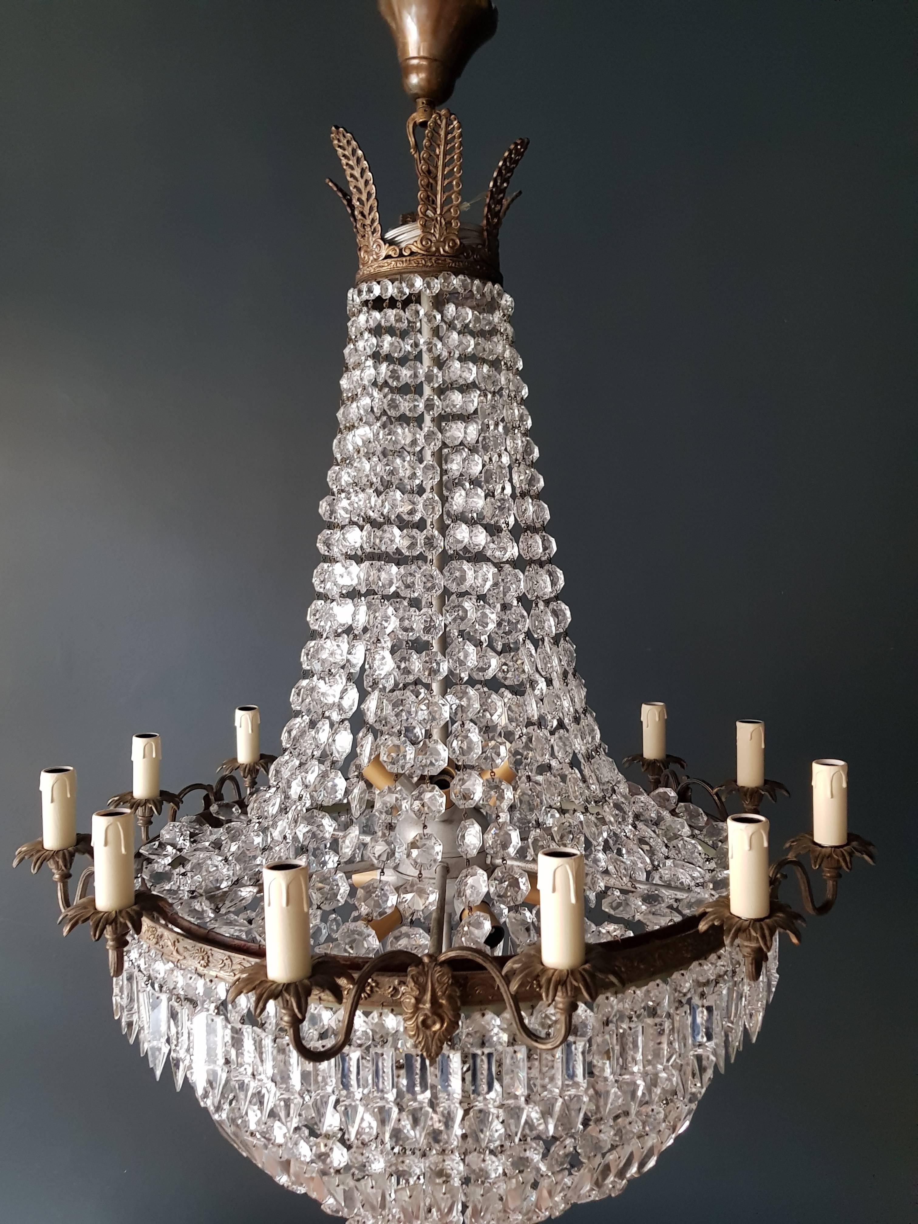 Hand-Crafted Empire Chandelier Crystal Sac a Pearl Lamp Lustre Art Nouveau, 1920