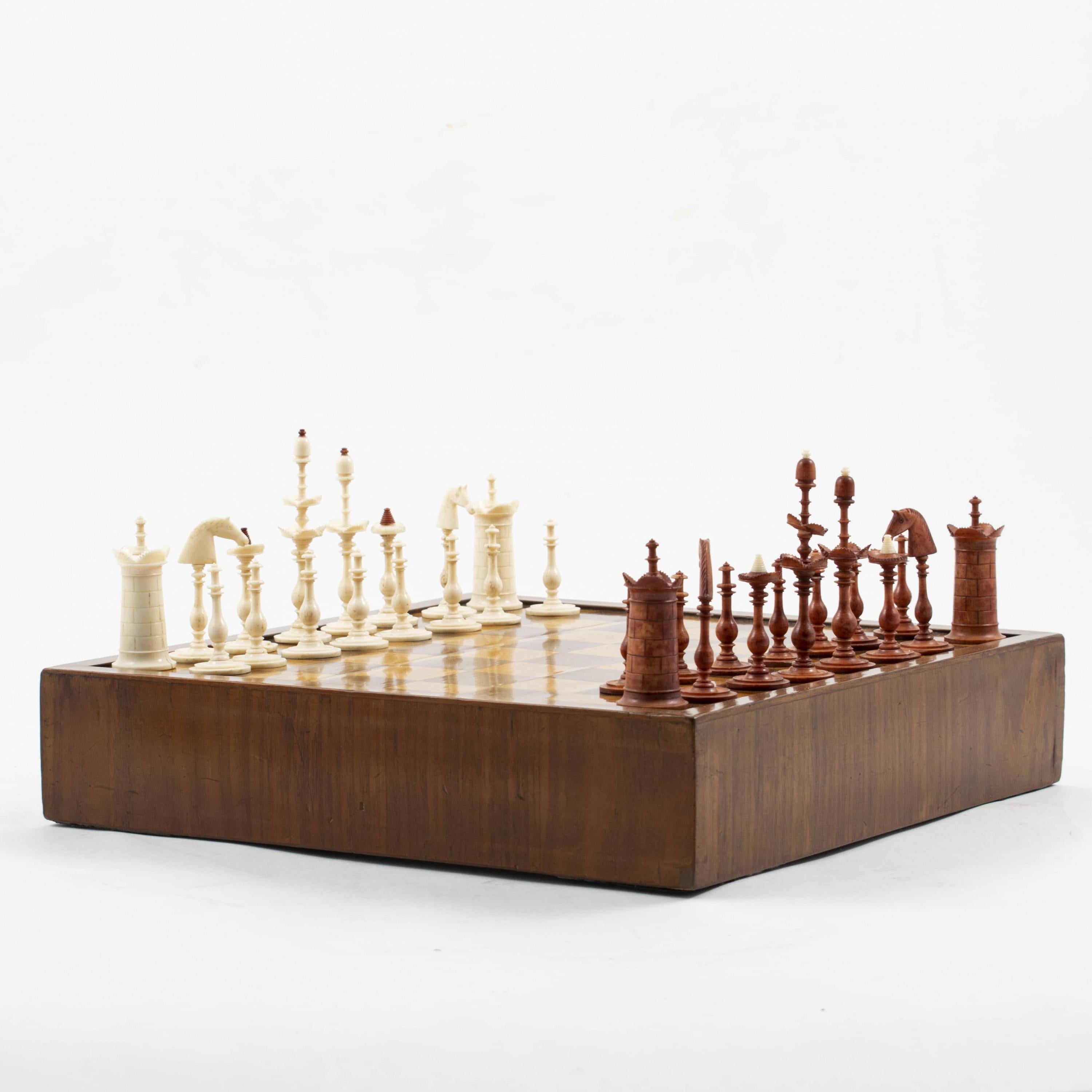 Danish Empire Chess Set Game