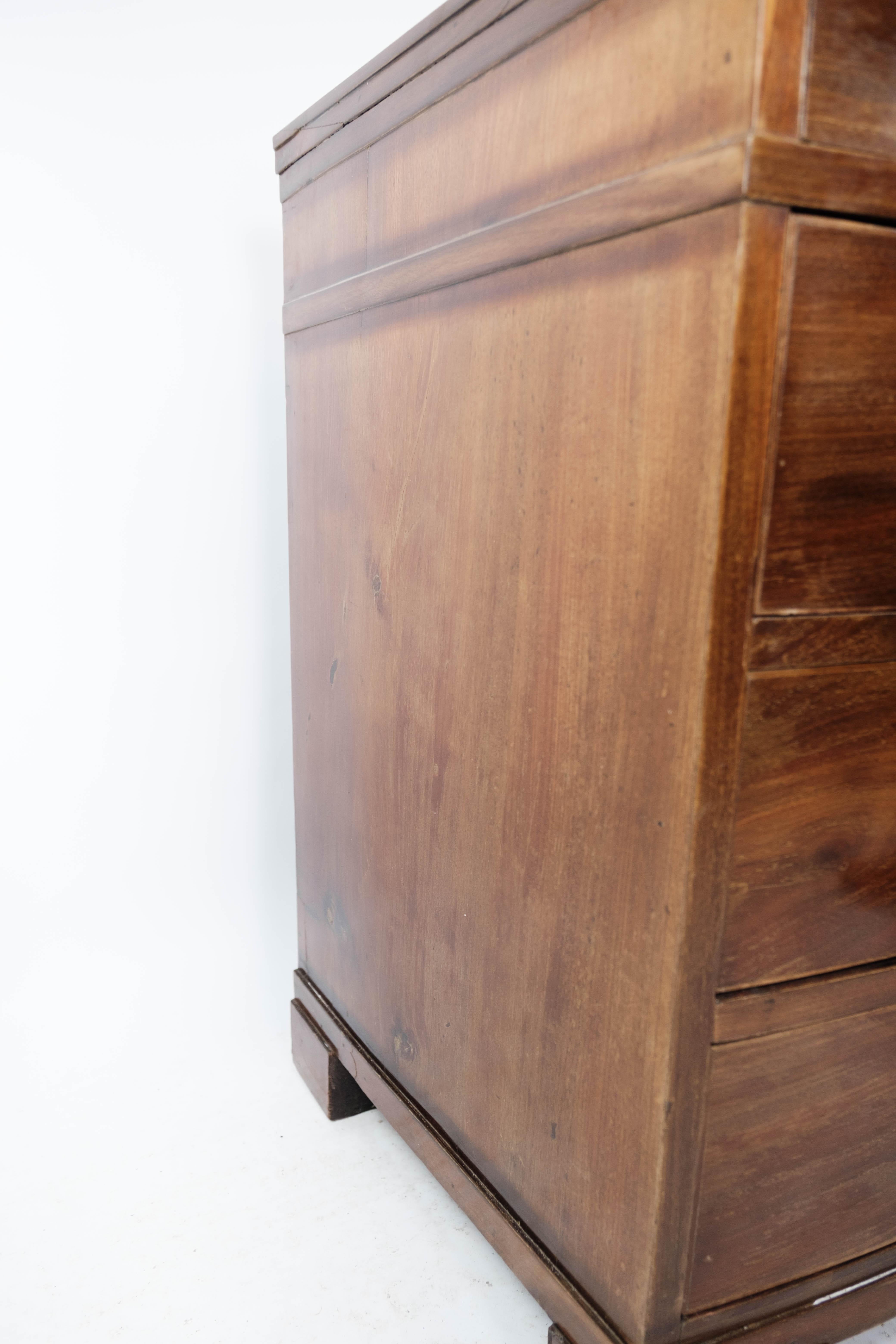 Early 19th Century Empire Chest of Drawers of Polished Mahogany, 1820