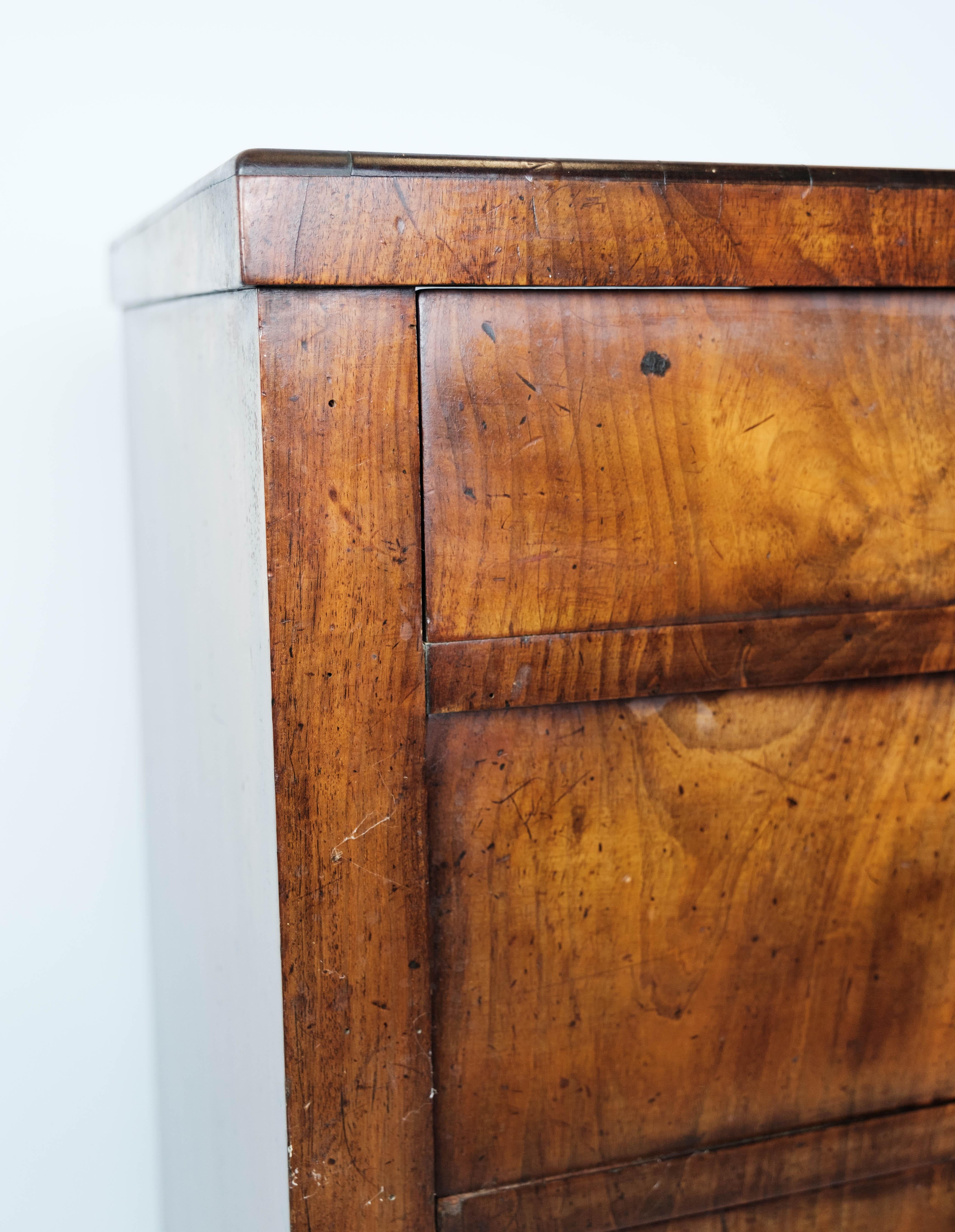 Mid-19th Century Empire Chest of Drawers With Four Drawers Made In Mahogany From 1840s For Sale
