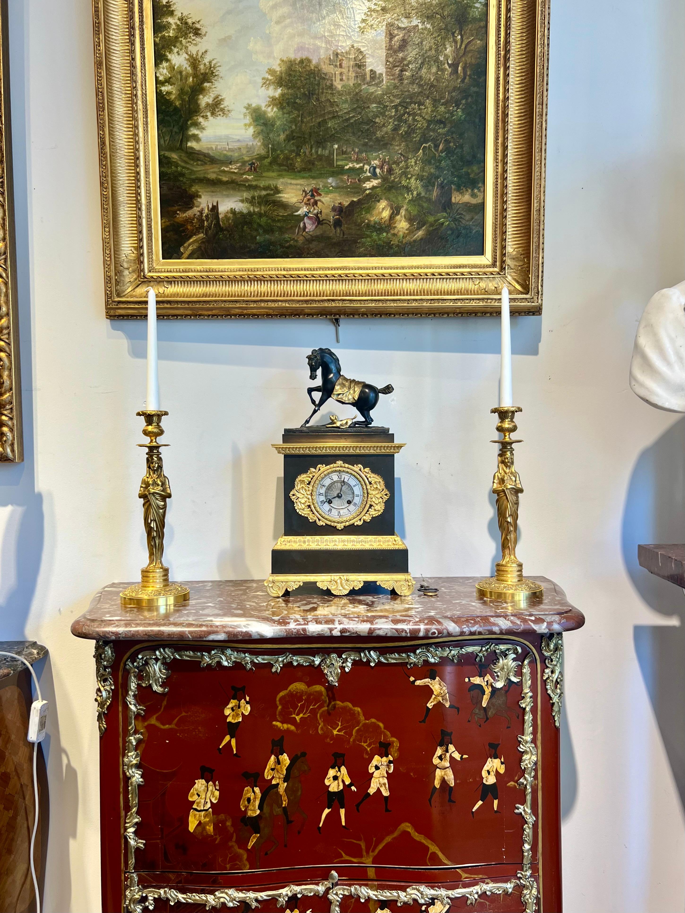Empire Clock in representing a Horse and a Dog in Gilt Bronze, 19th Century For Sale 16